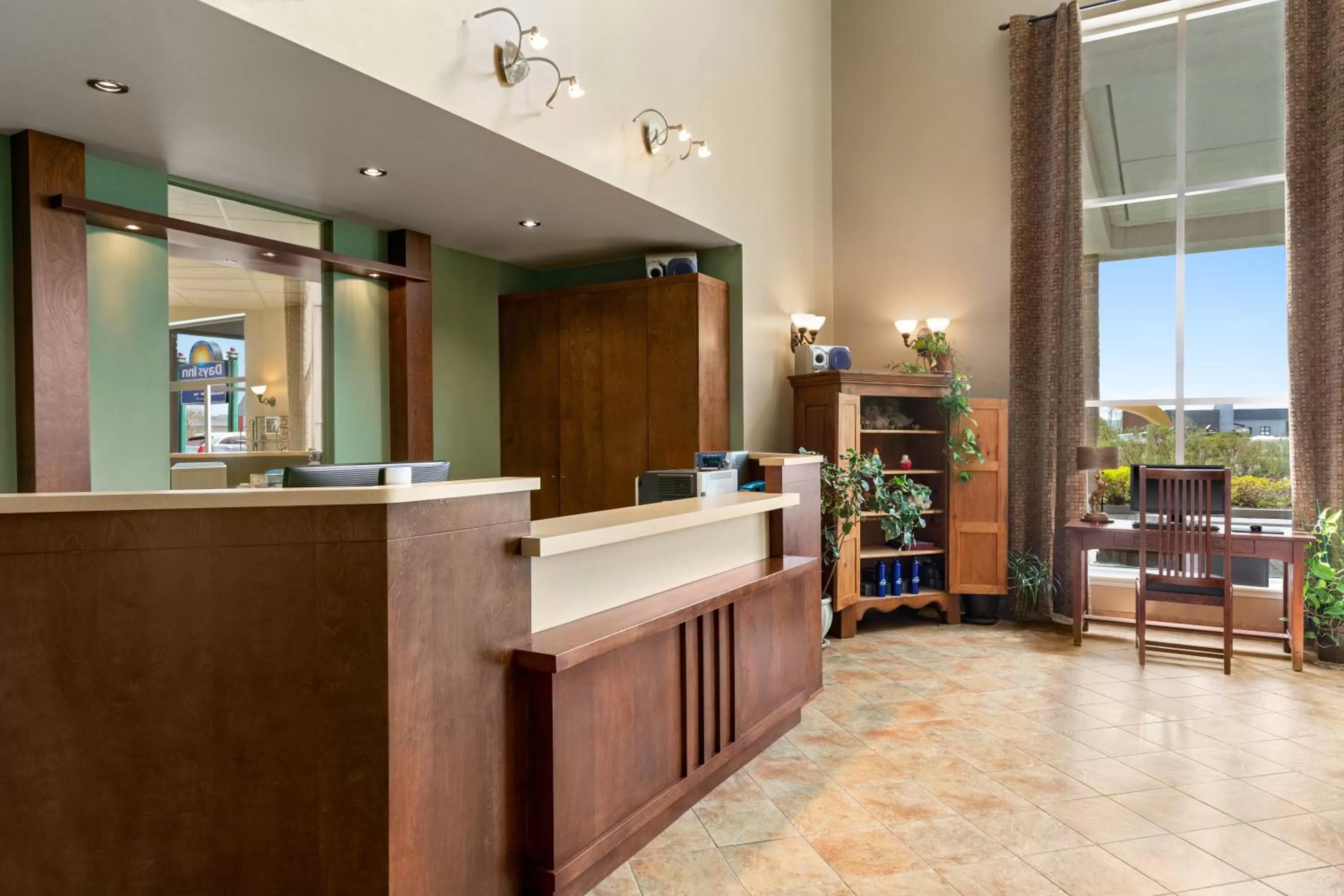 Lobby or reception in Days Inn by Wyndham Montmagny