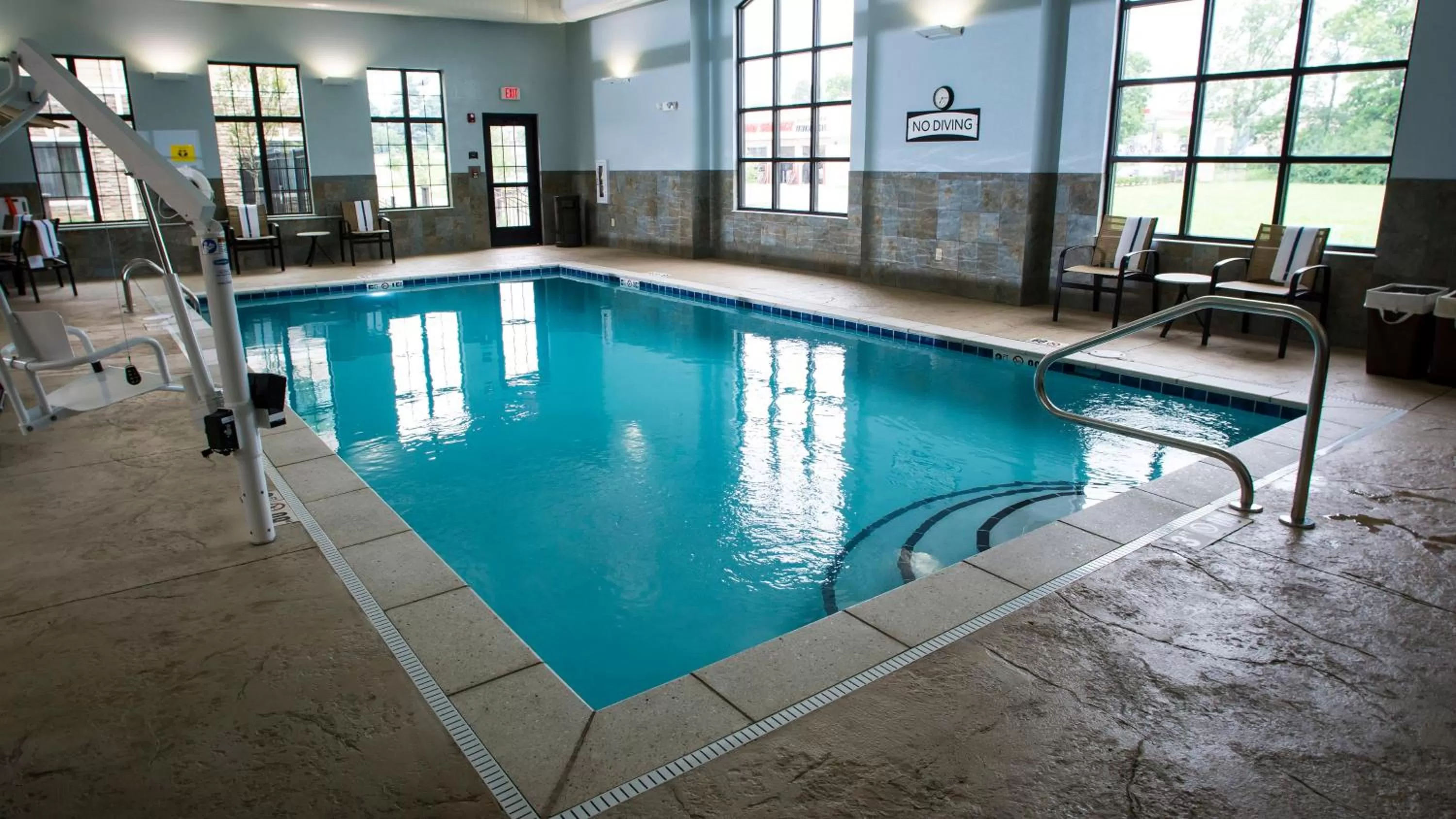 Swimming pool in Staybridge Suites Lexington by IHG