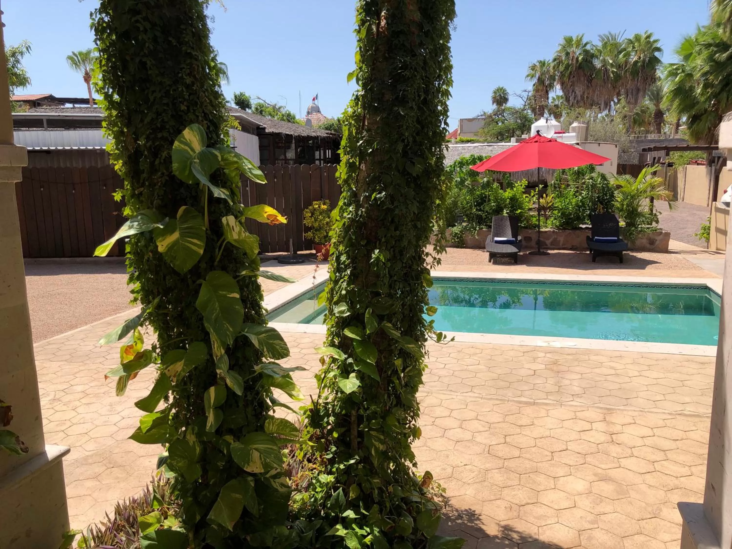Swimming pool in Hotel 1697 Loreto