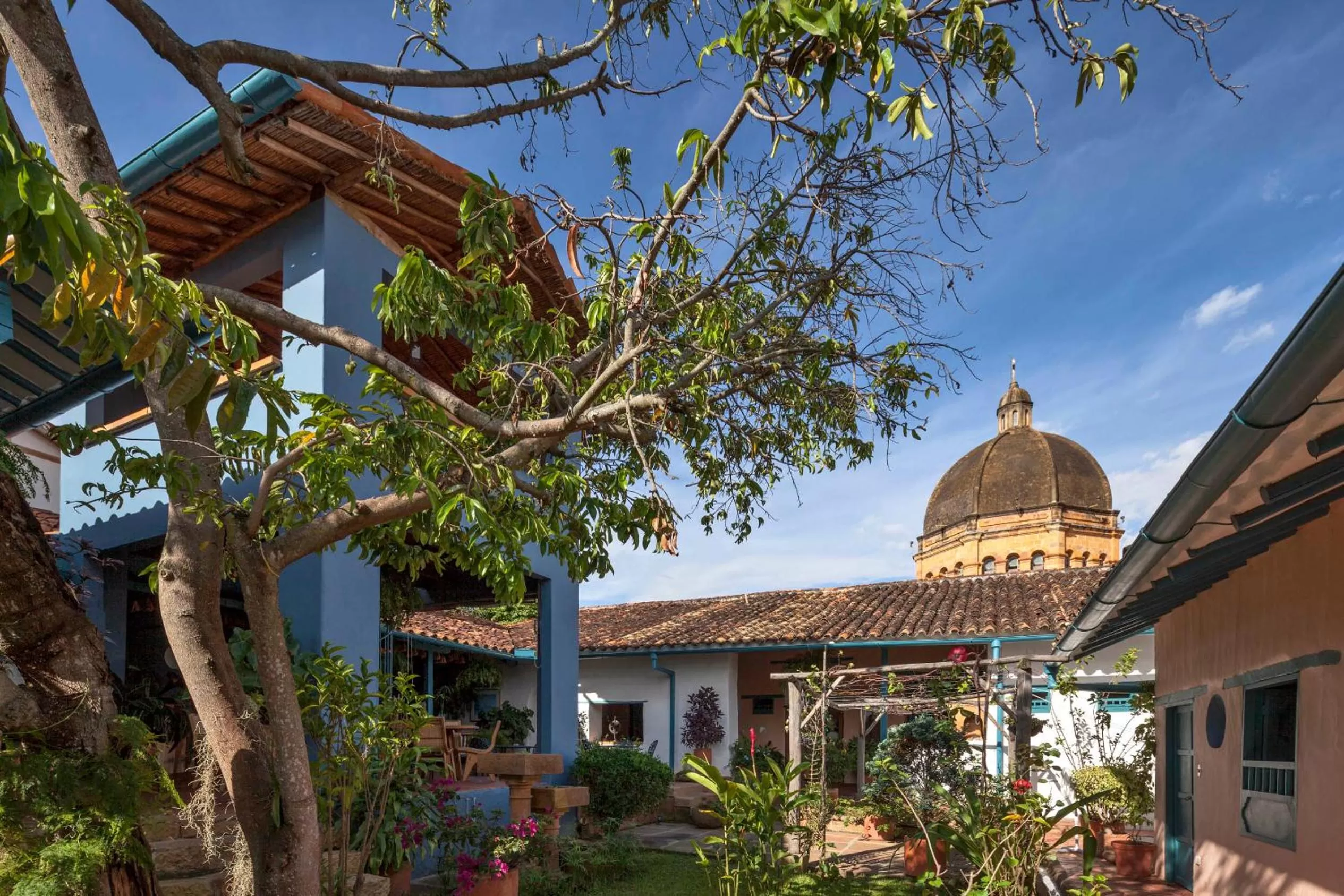 Day, Property Building in Posada del Campanario
