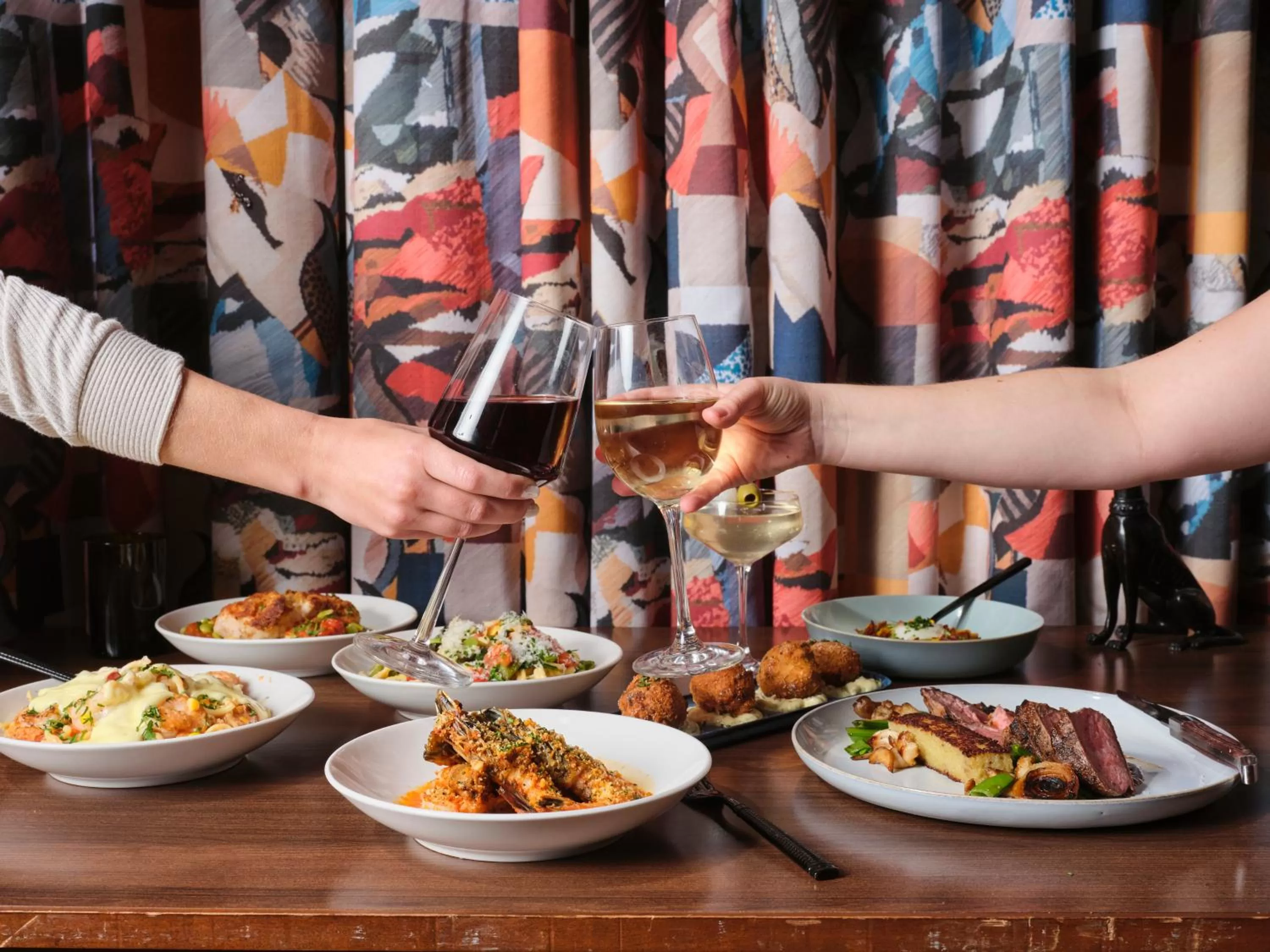 Food and drinks in Virgin Hotels New Orleans