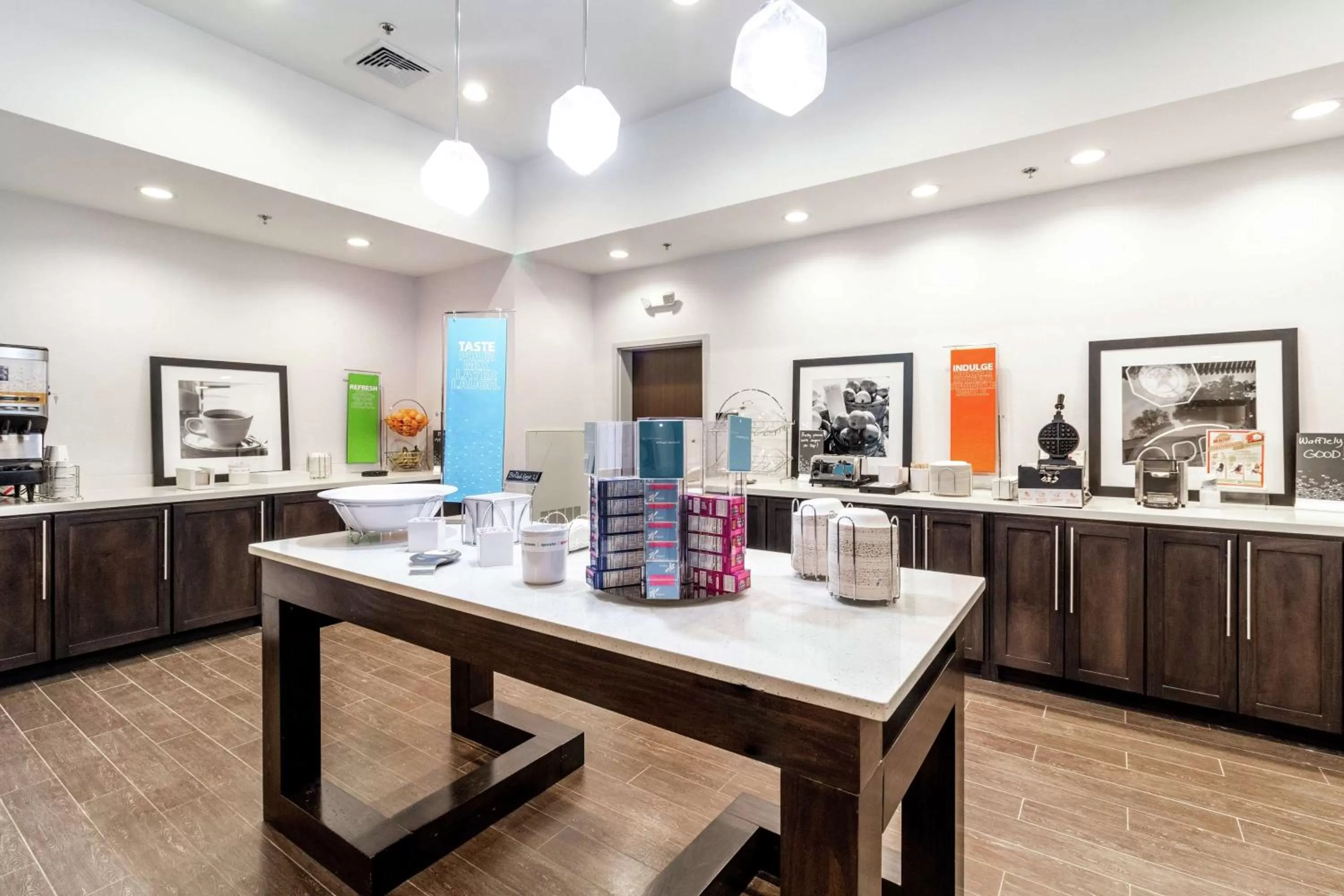 Breakfast in Hampton Inn Locust Grove