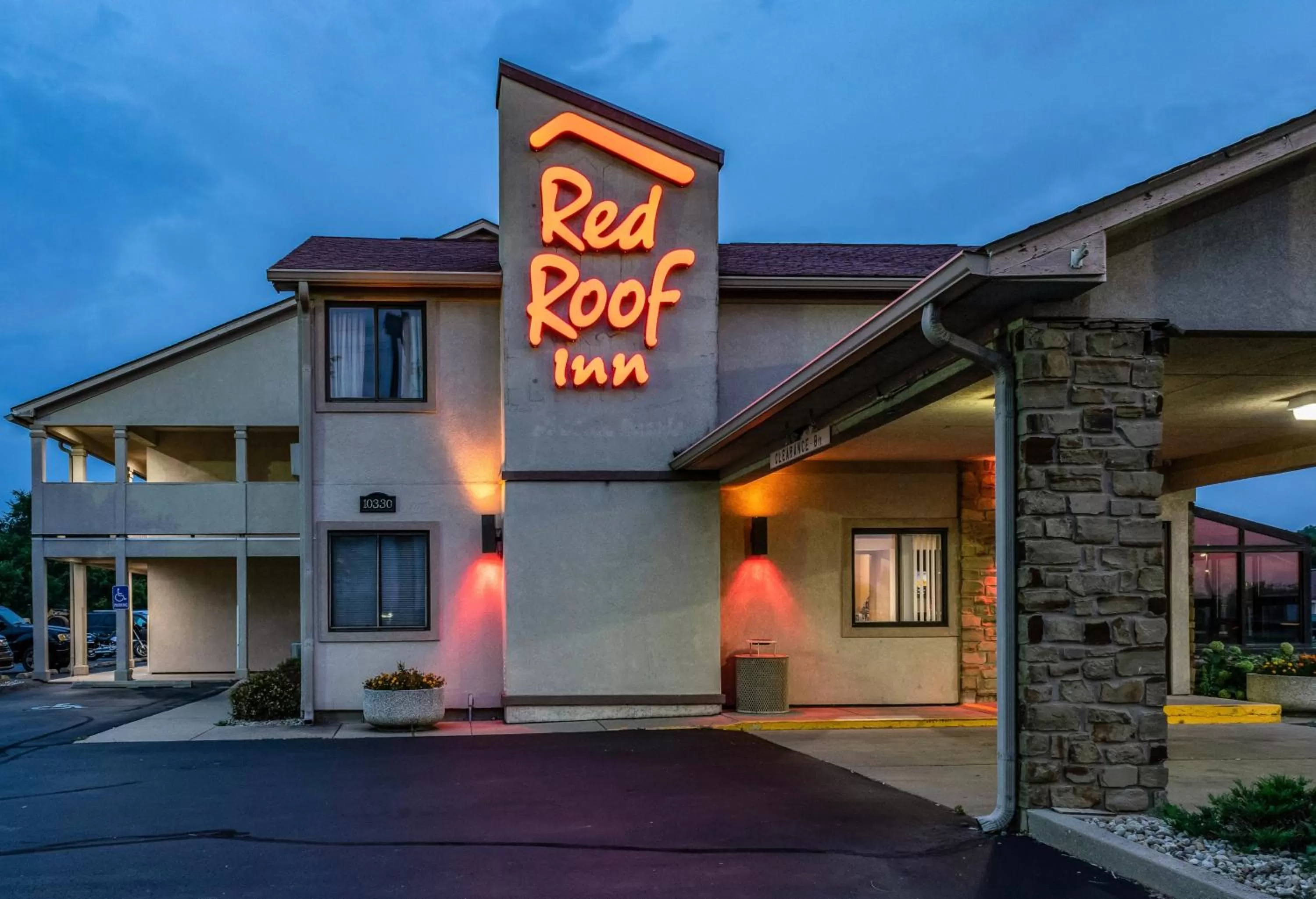 Property building in Red Roof Inn Columbus - Taylorsville