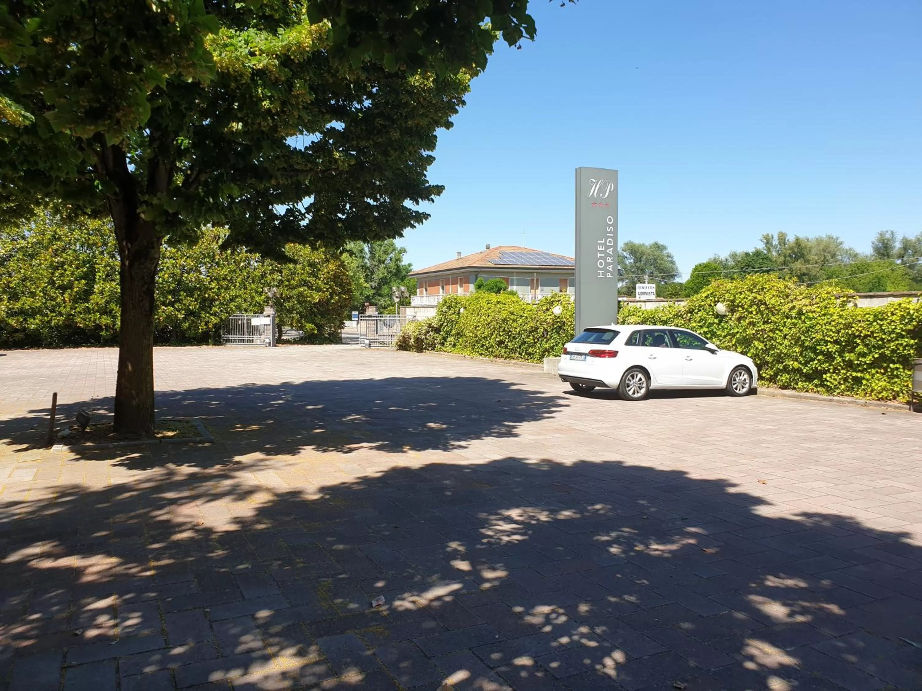 Area and facilities in HOTEL PARADISO