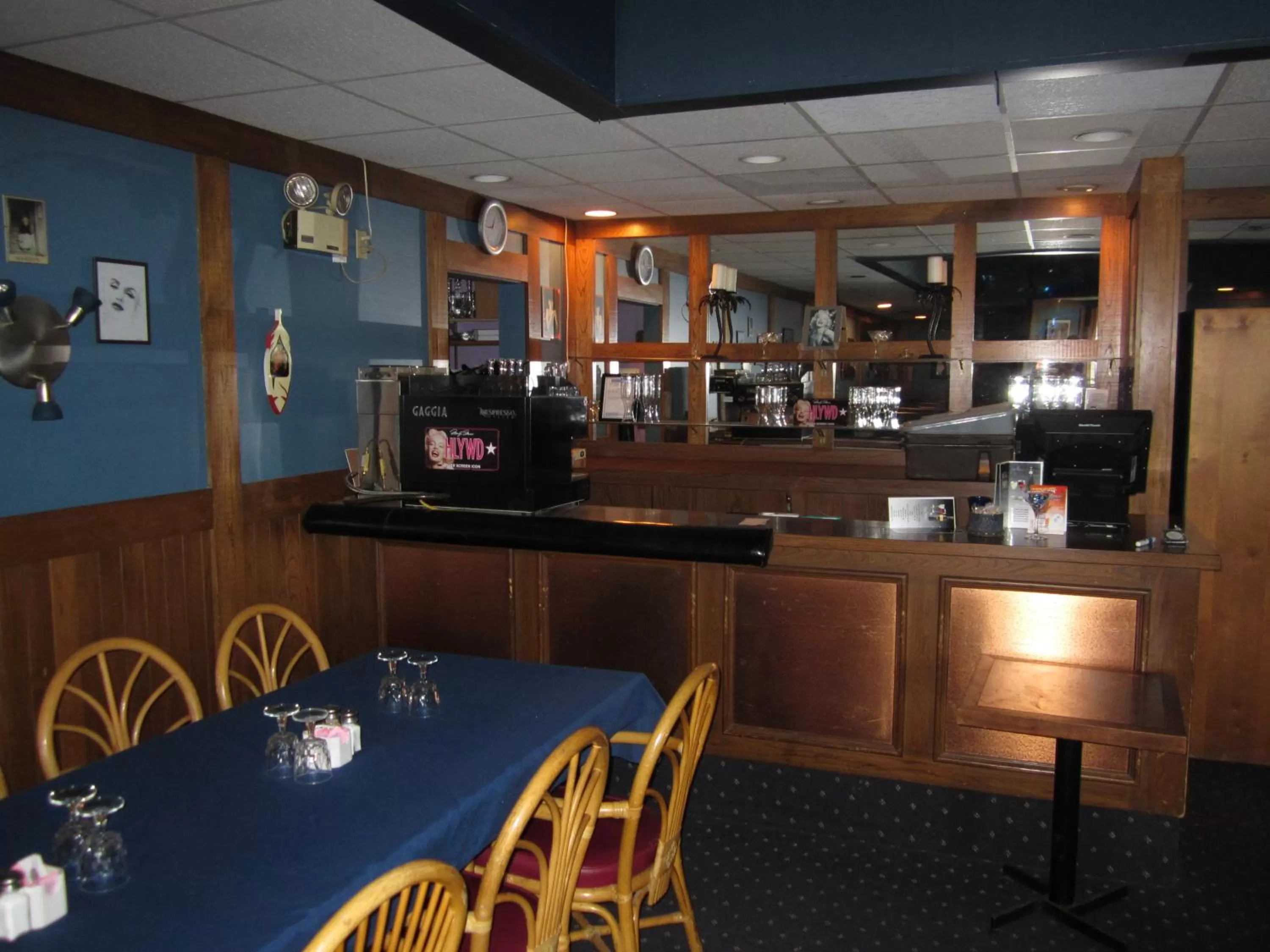 Restaurant/places to eat in Wells Gray Inn