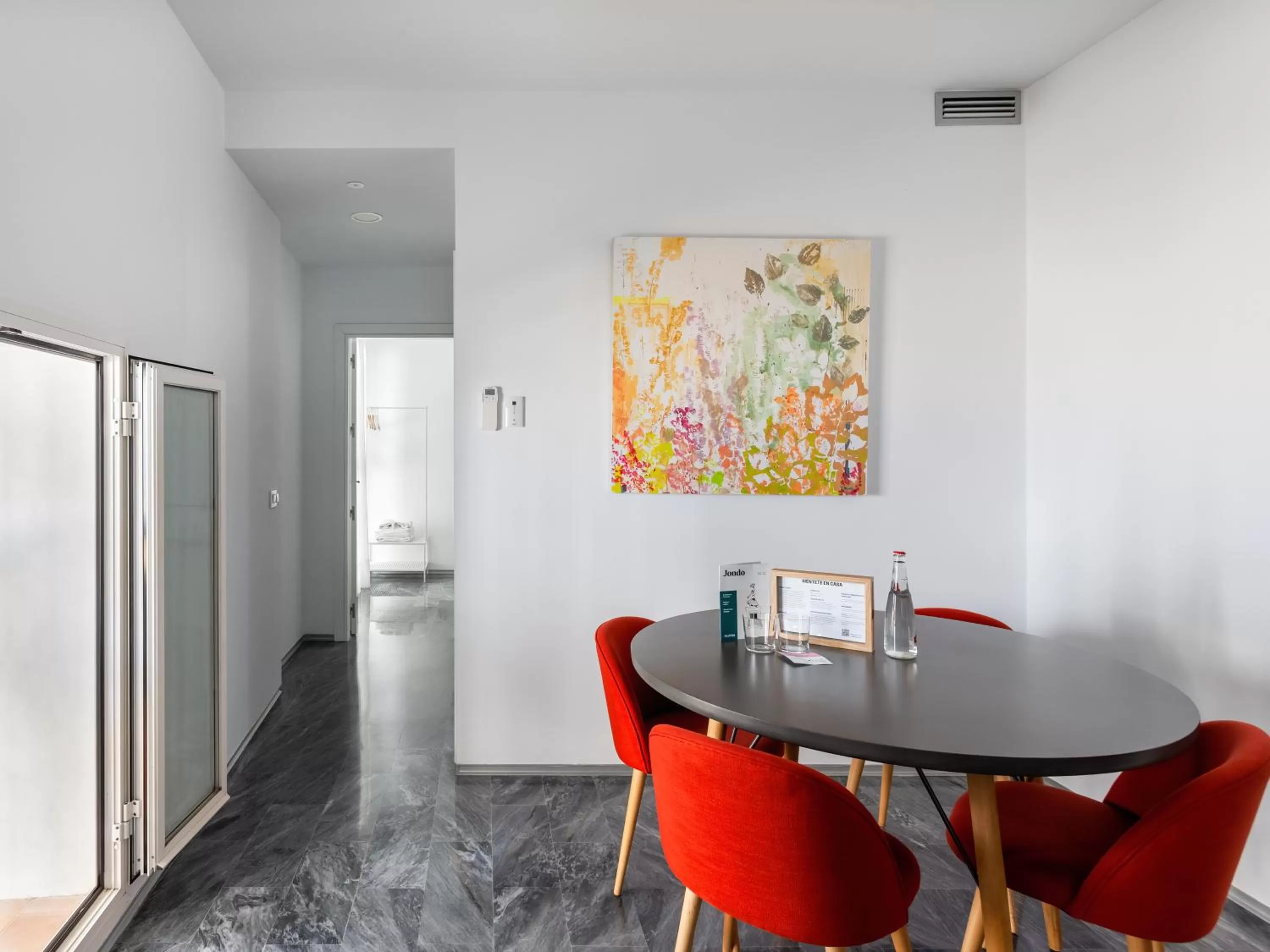 Living room in Numa Seville Jondo