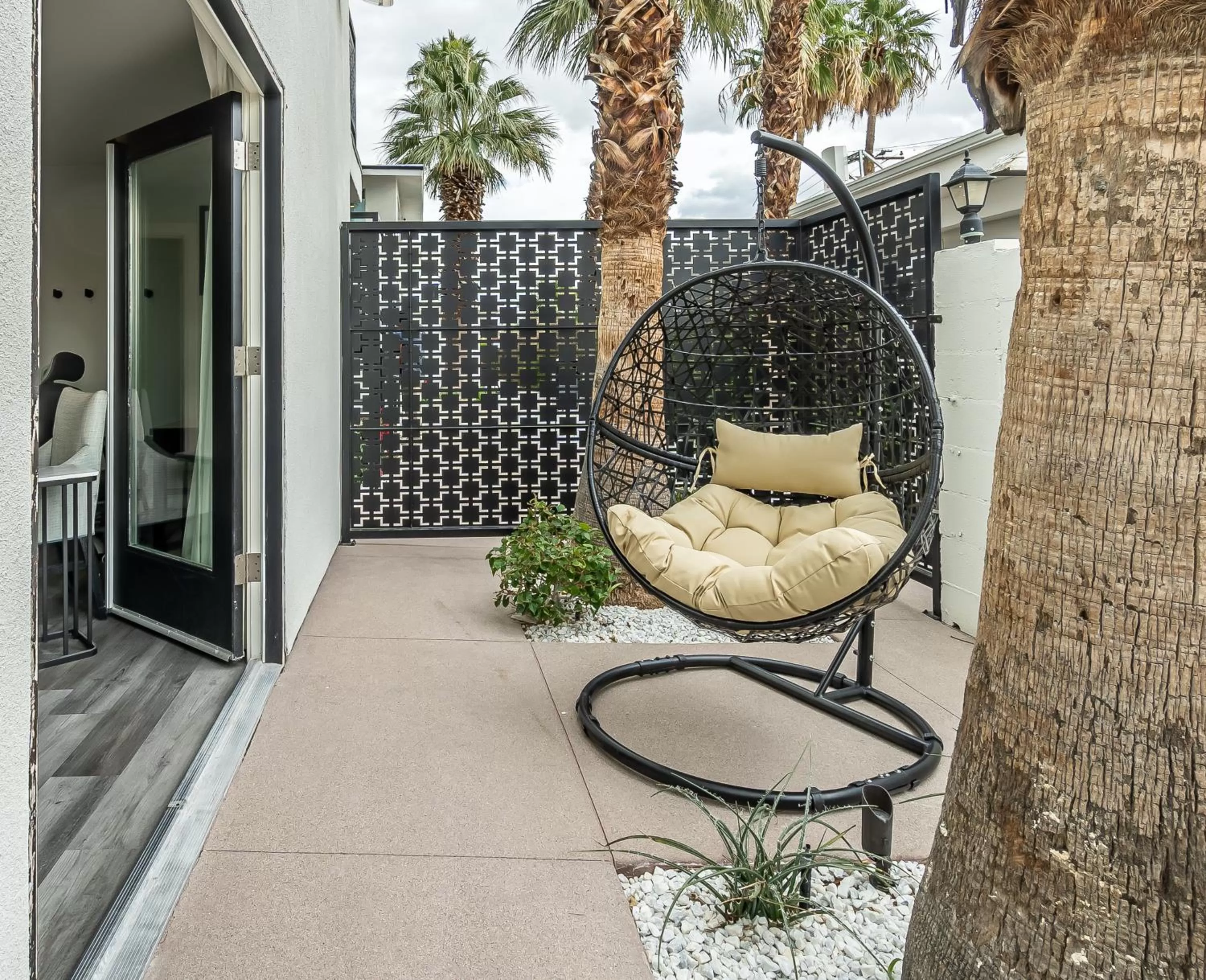 Patio in Onsen Hotel and Spa