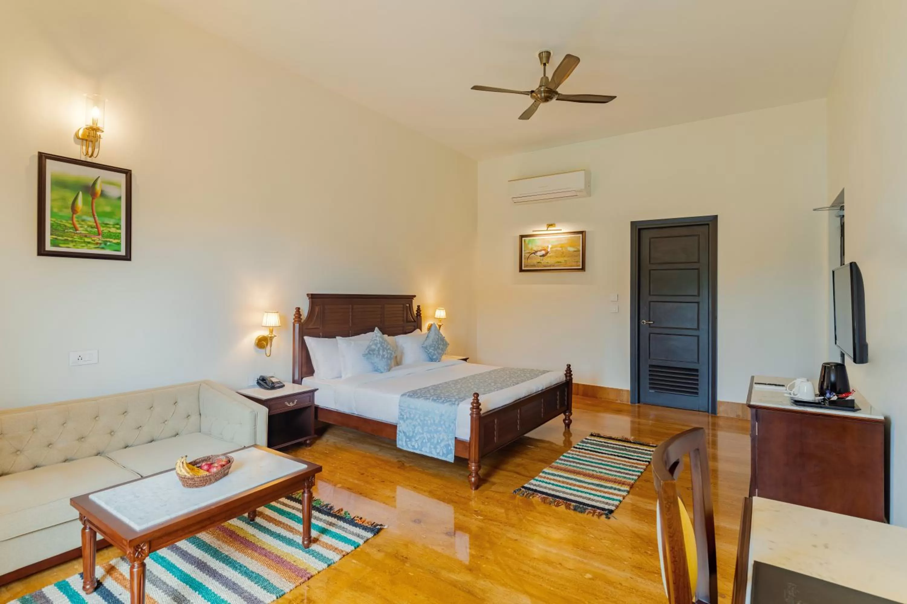 Property building, Bed in Sarasiruham Resort - Private Pool Villa in Udaipur