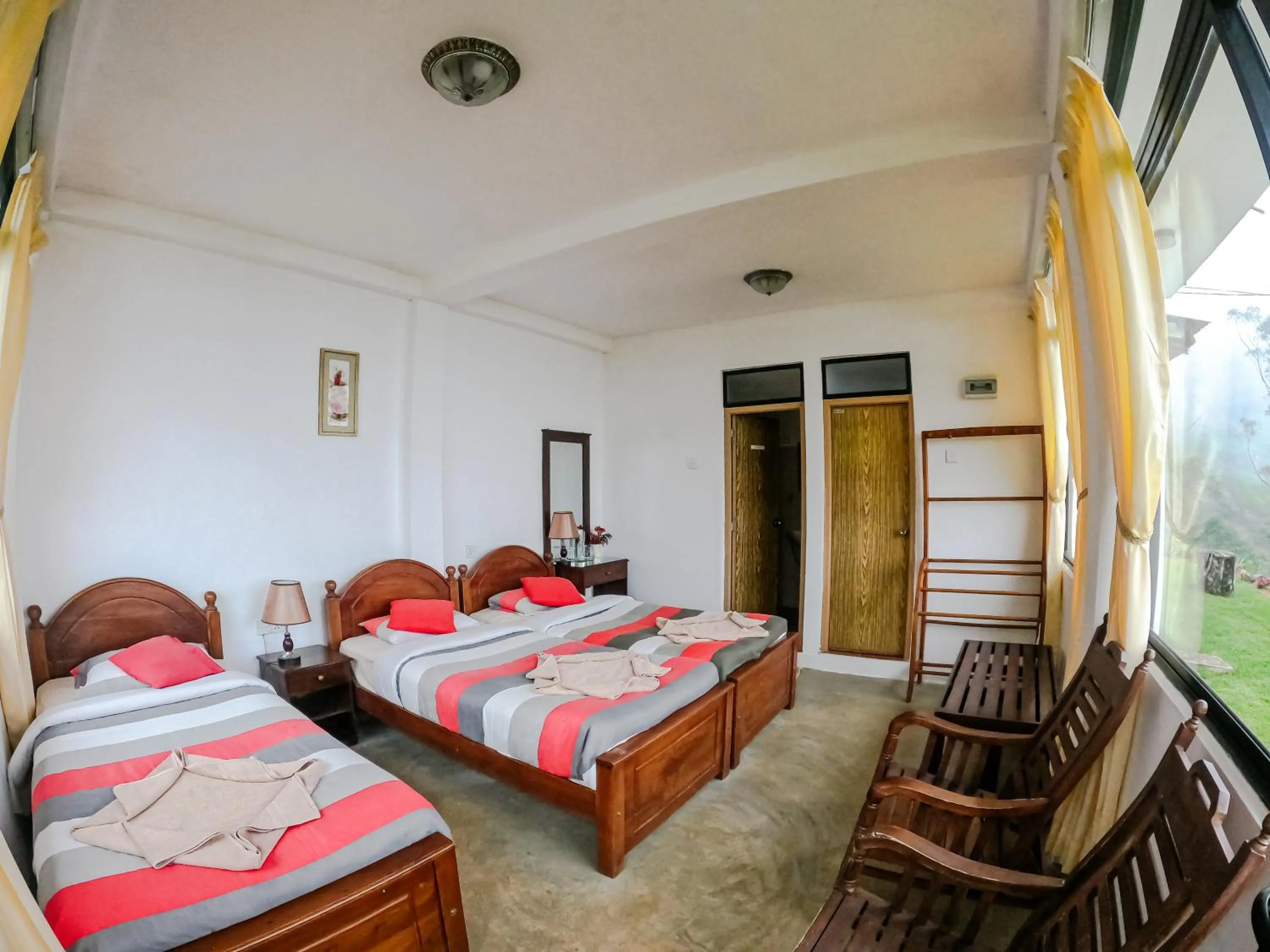 Bed in Hill Safari - Tea Estate Villa