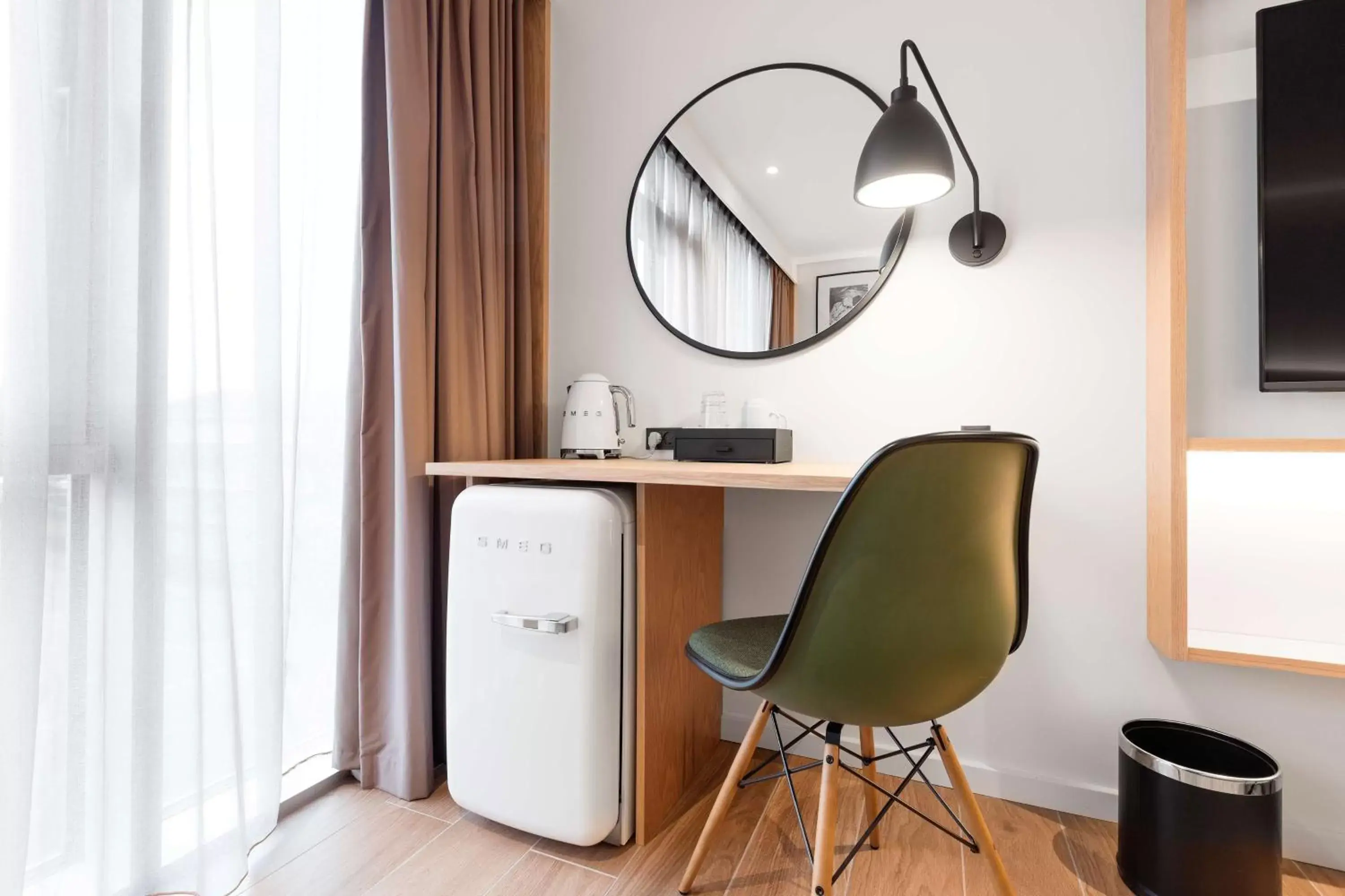 King Room - Mobility Accessible in Hilton Garden Inn Faroe Islands King Room - Mobility Accessible in Hilton Garden Inn Faroe Islands