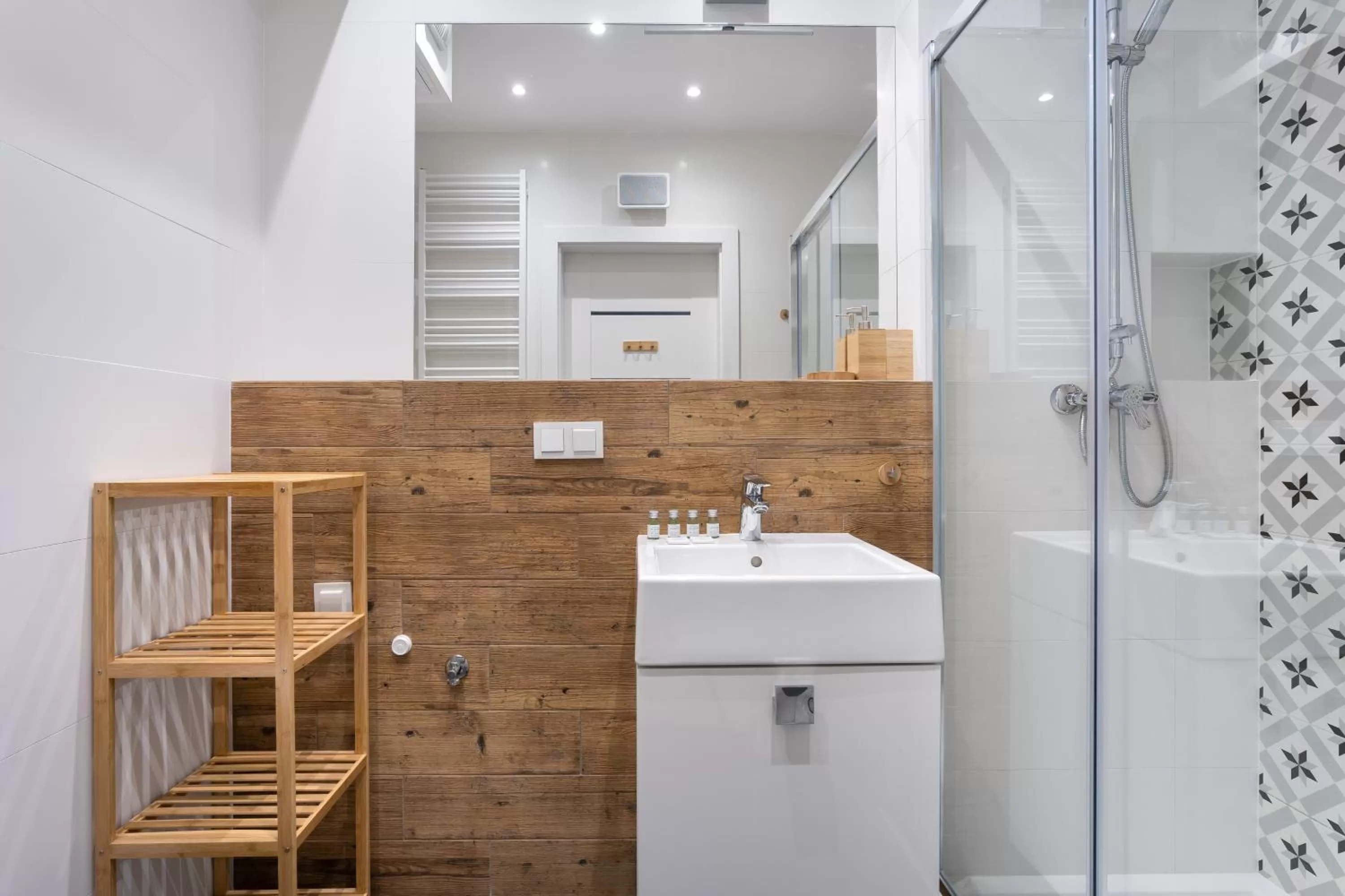 Symphony Modern Tower Apartamenty