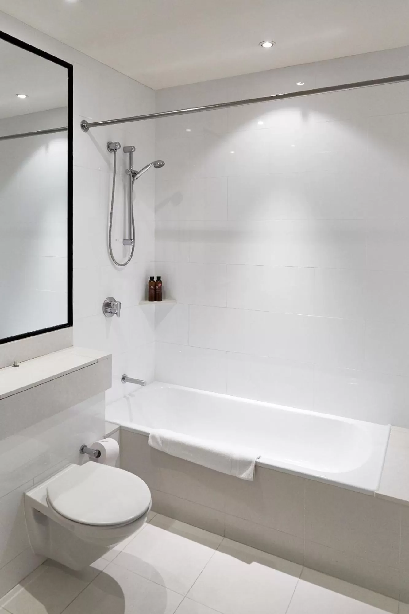 Shower in Hotel Ravesis