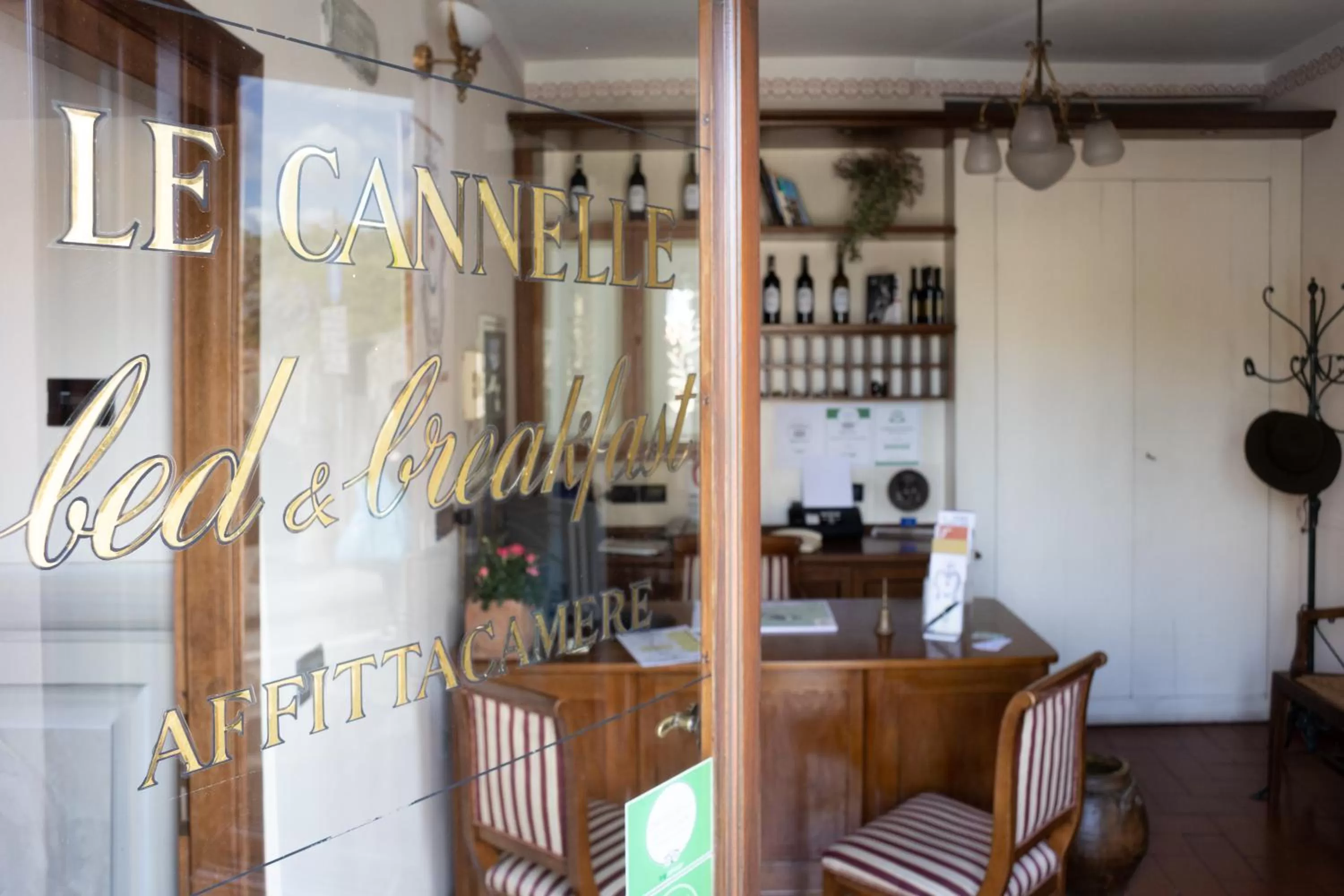 Property logo or sign in B&B Le Cannelle FIESOLE