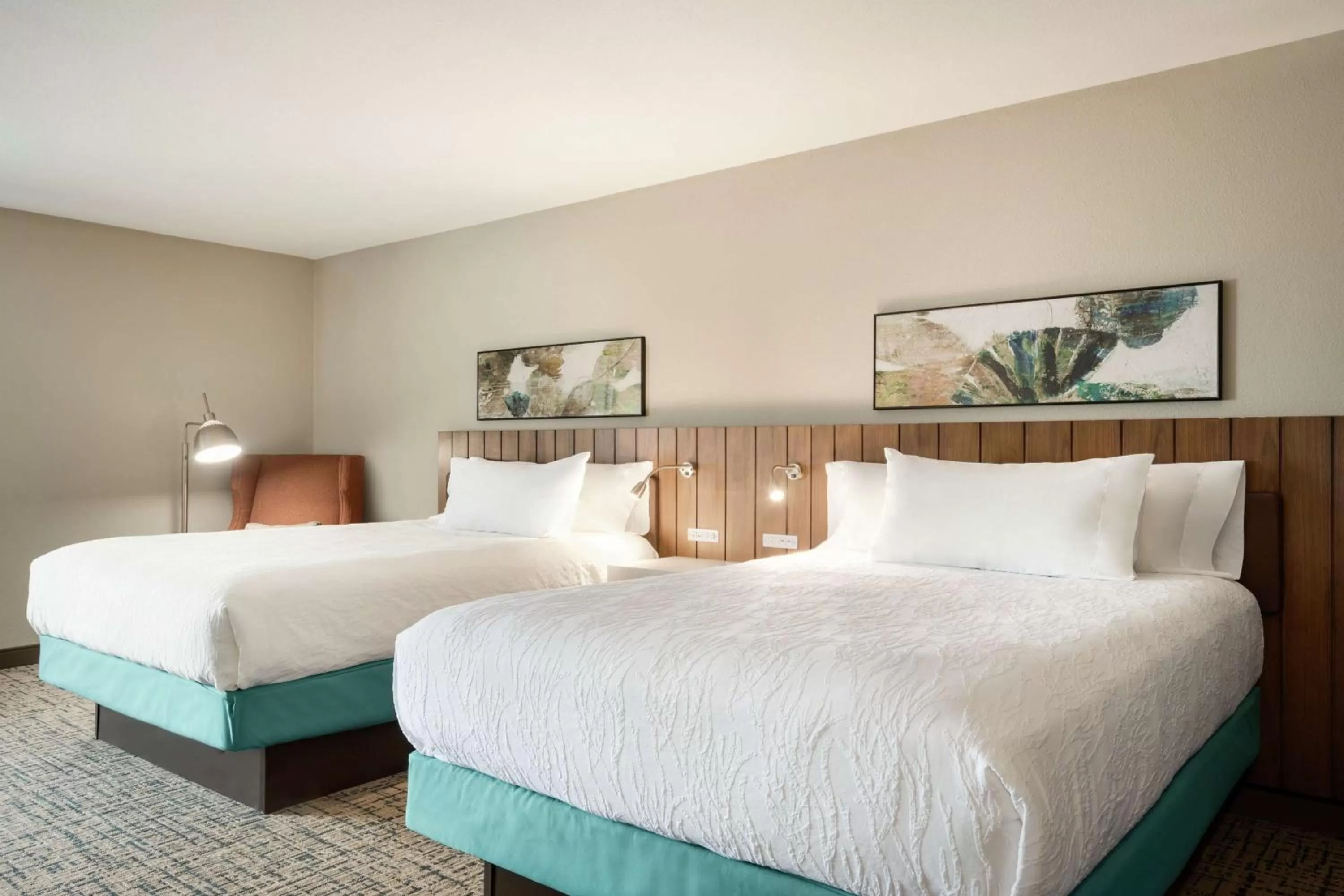 Queen Room with Two Queen Beds - Hearing Accessible in Hilton Garden Inn Dubuque Downtown