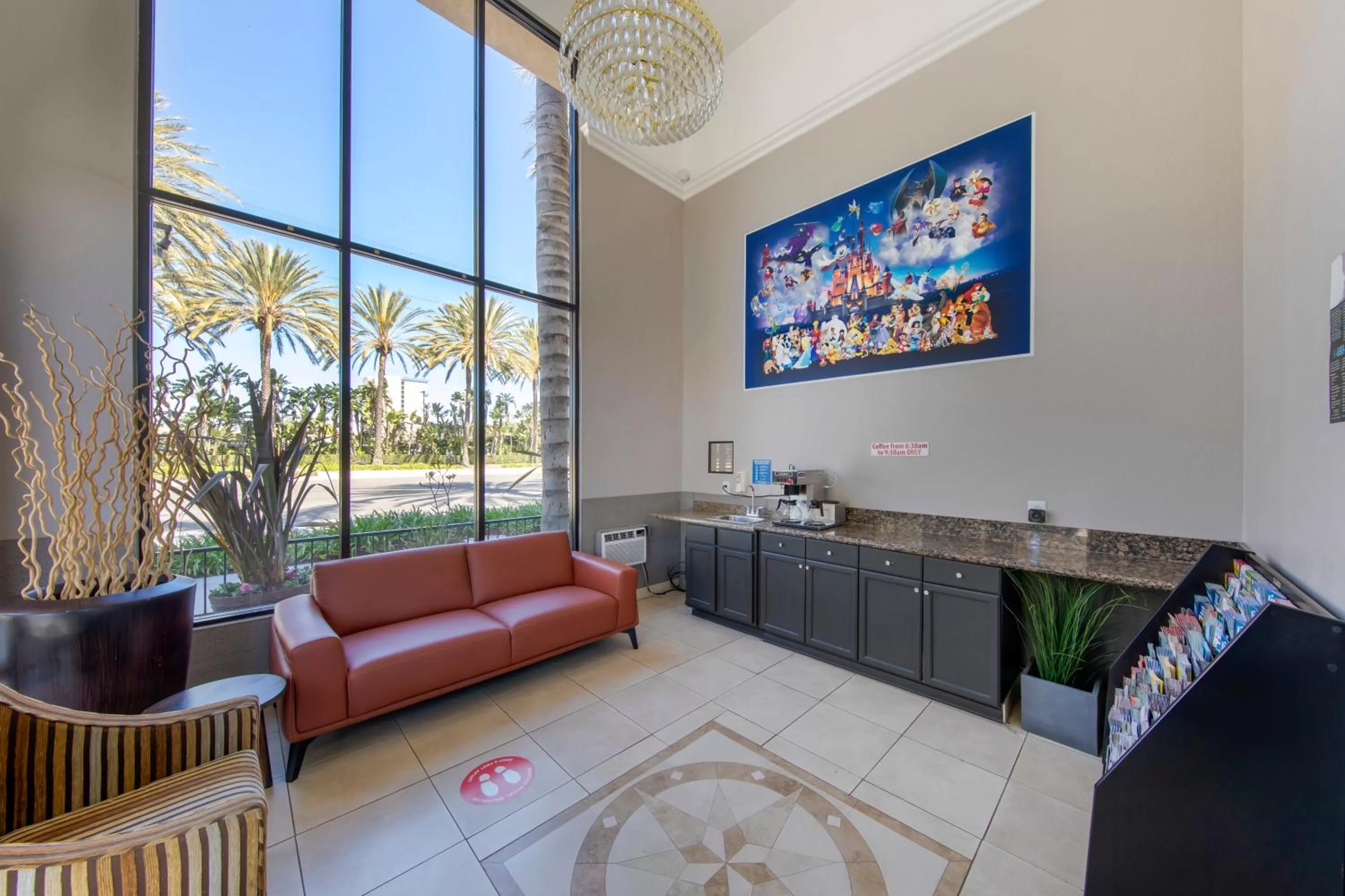 Lobby or reception in Anaheim Discovery Inn and Suites