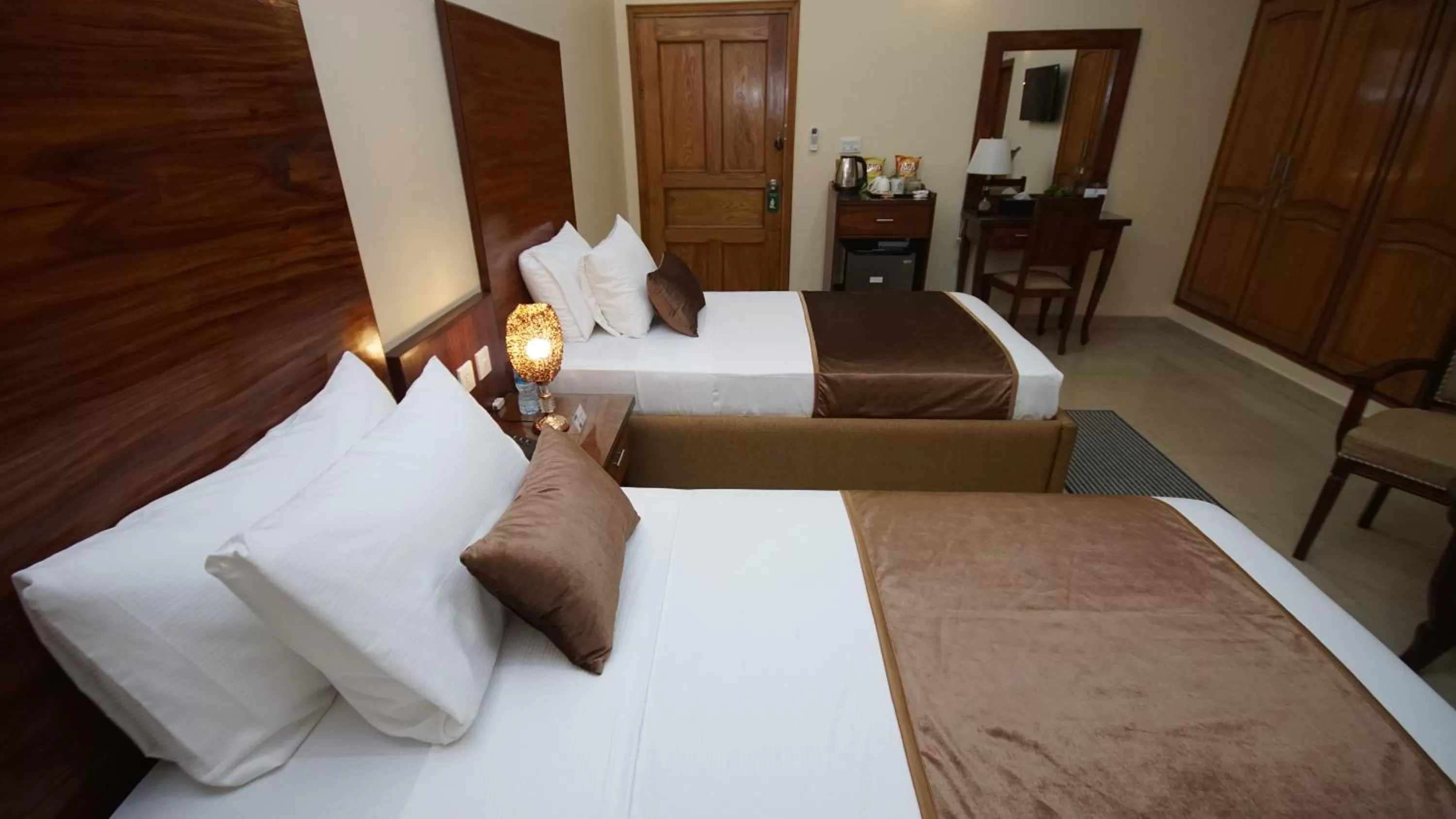 Bed in World Inn Karachi