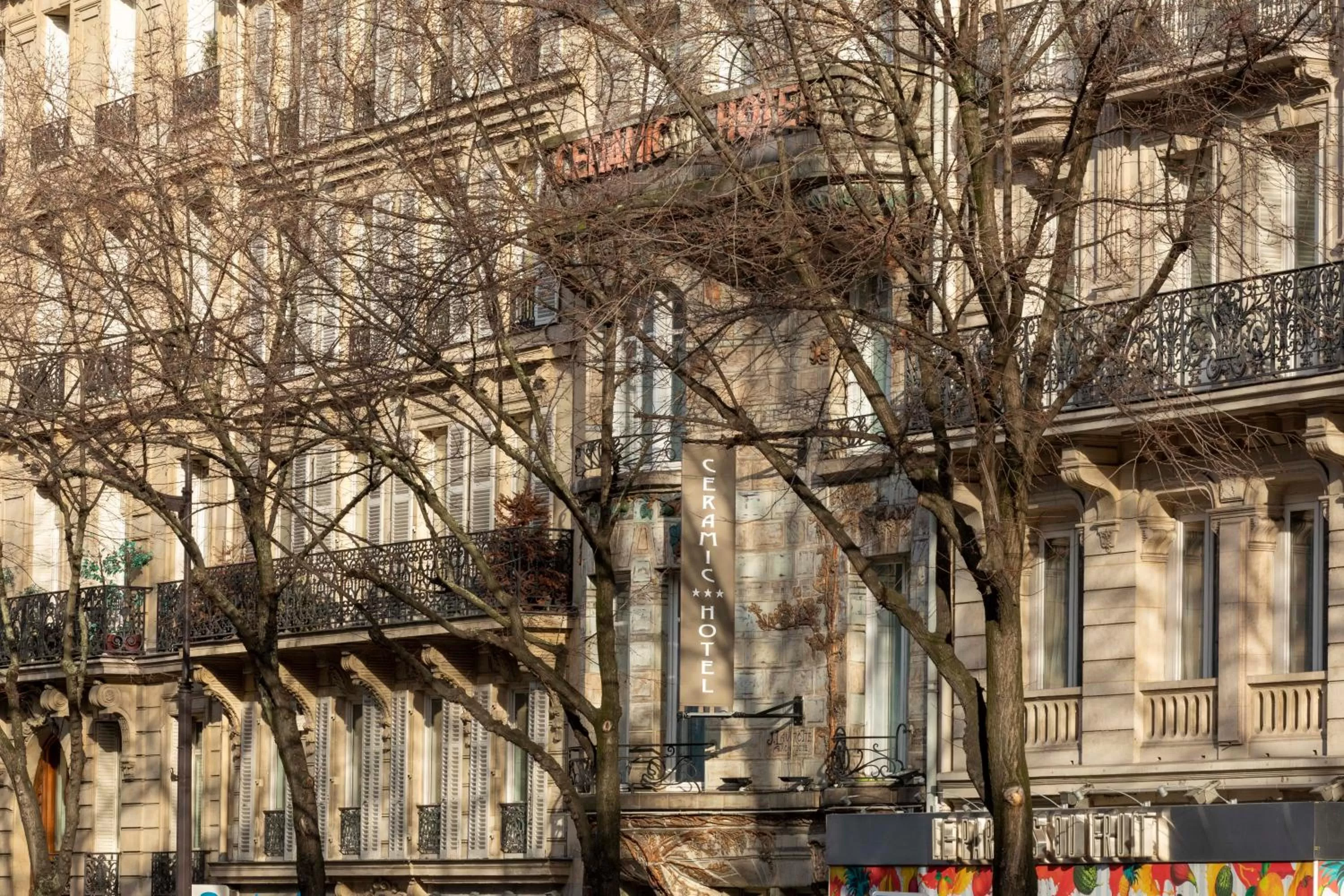 Property building in Elysées Ceramic
