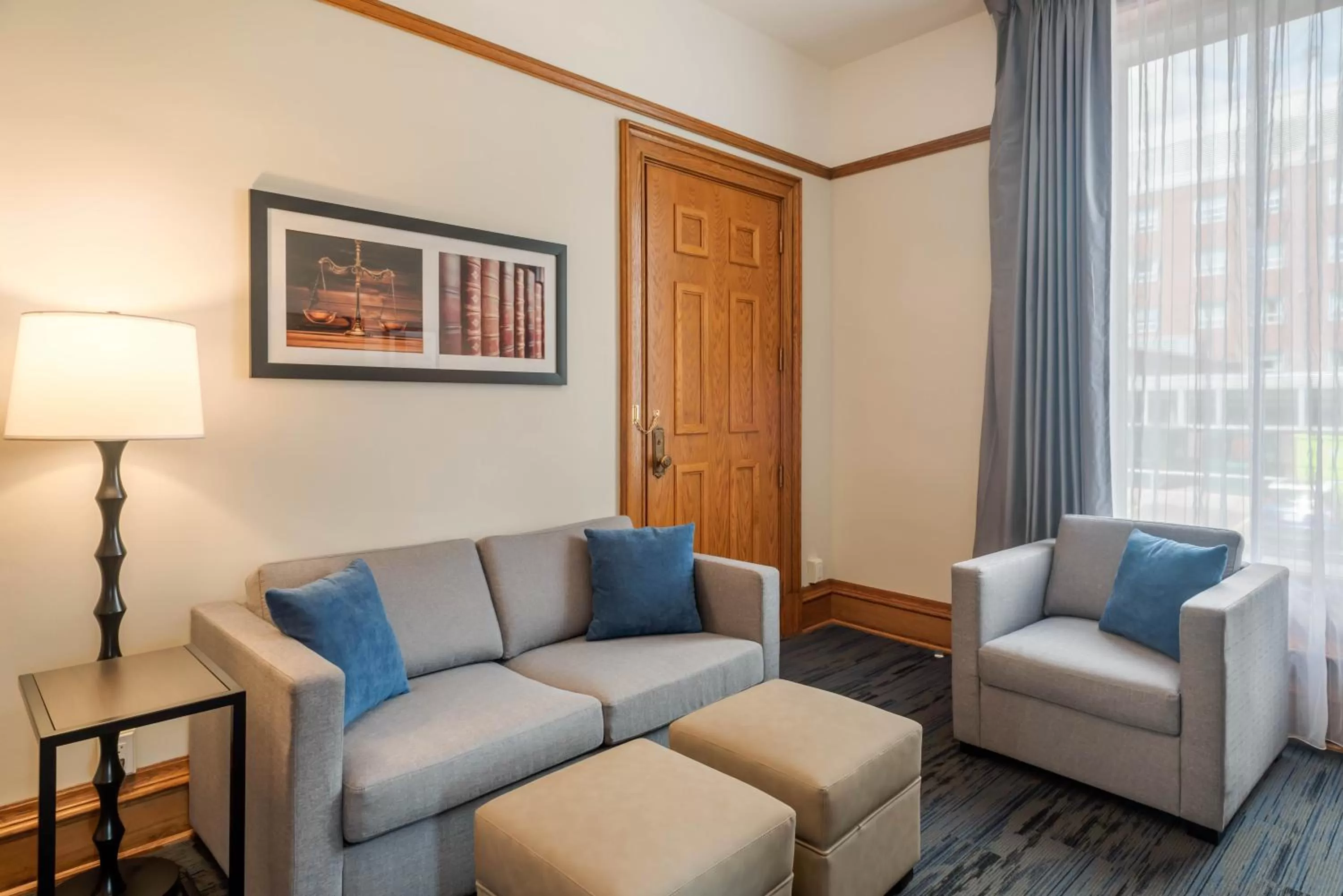 Living room in The Courthouse Hotel, an Ascend Collection Hotel