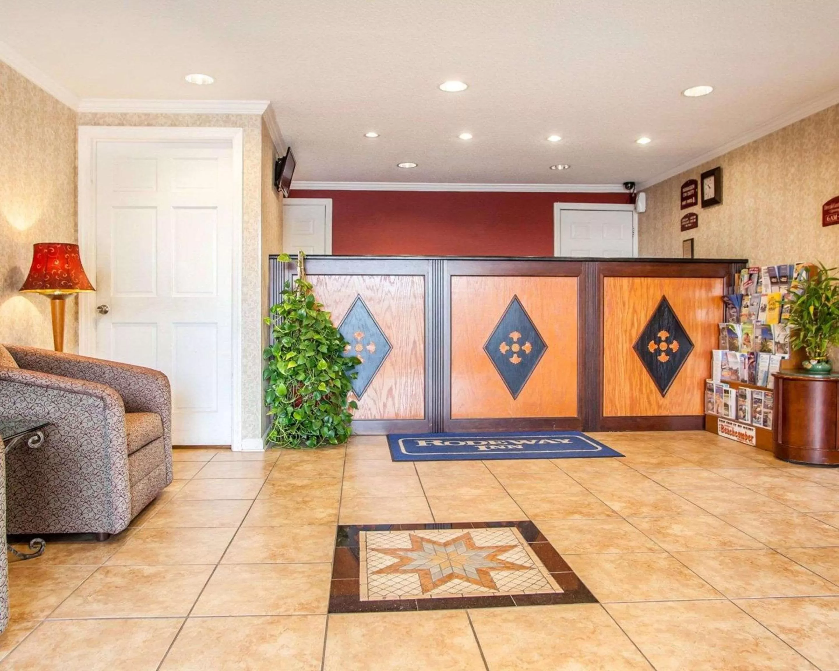 Lobby or reception in Rodeway Inn Point Pleasant Beach