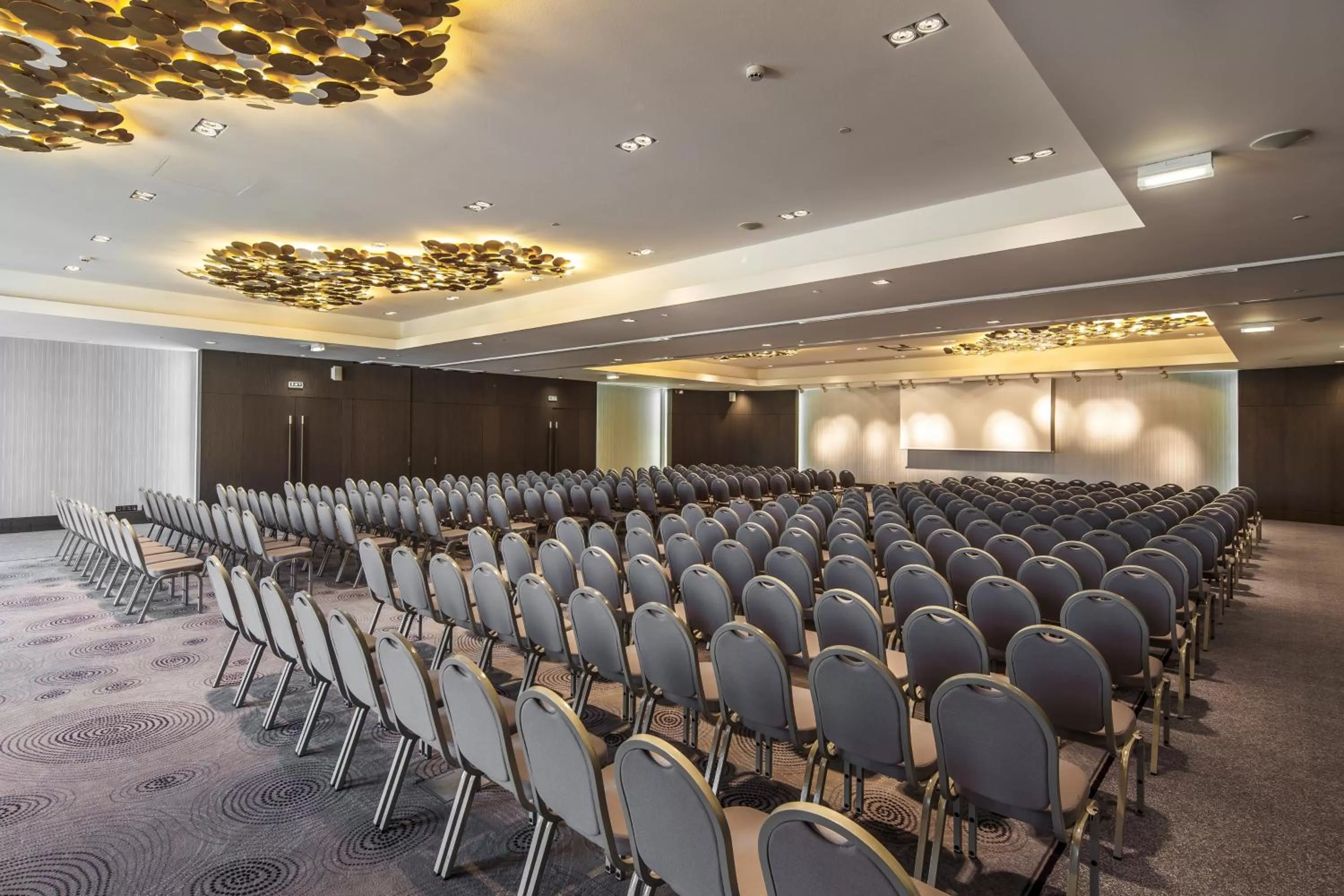 Meeting/conference room in InterContinental Marseille - Hotel Dieu by IHG