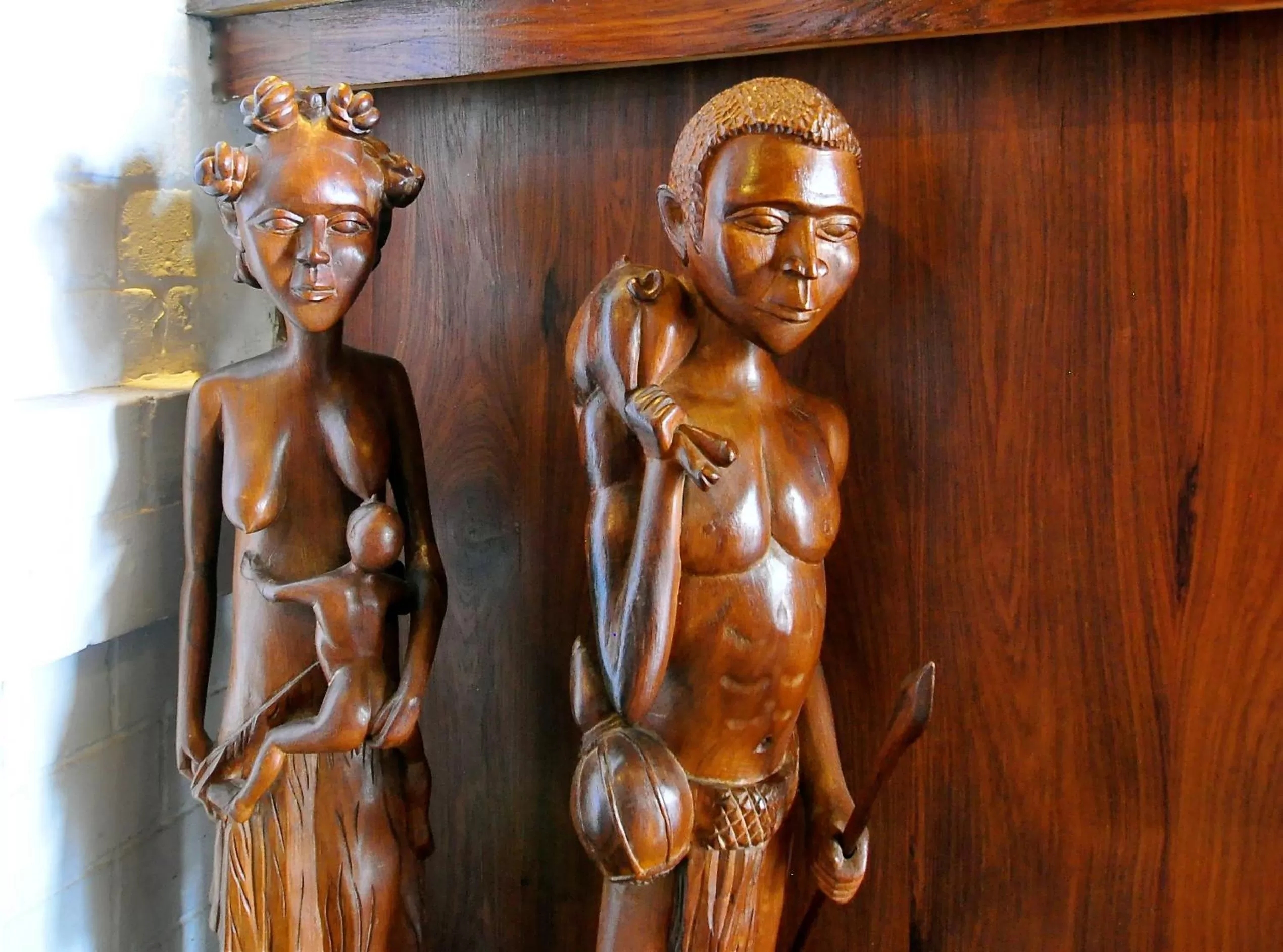 Decorative detail, Guests in Rova Hotel