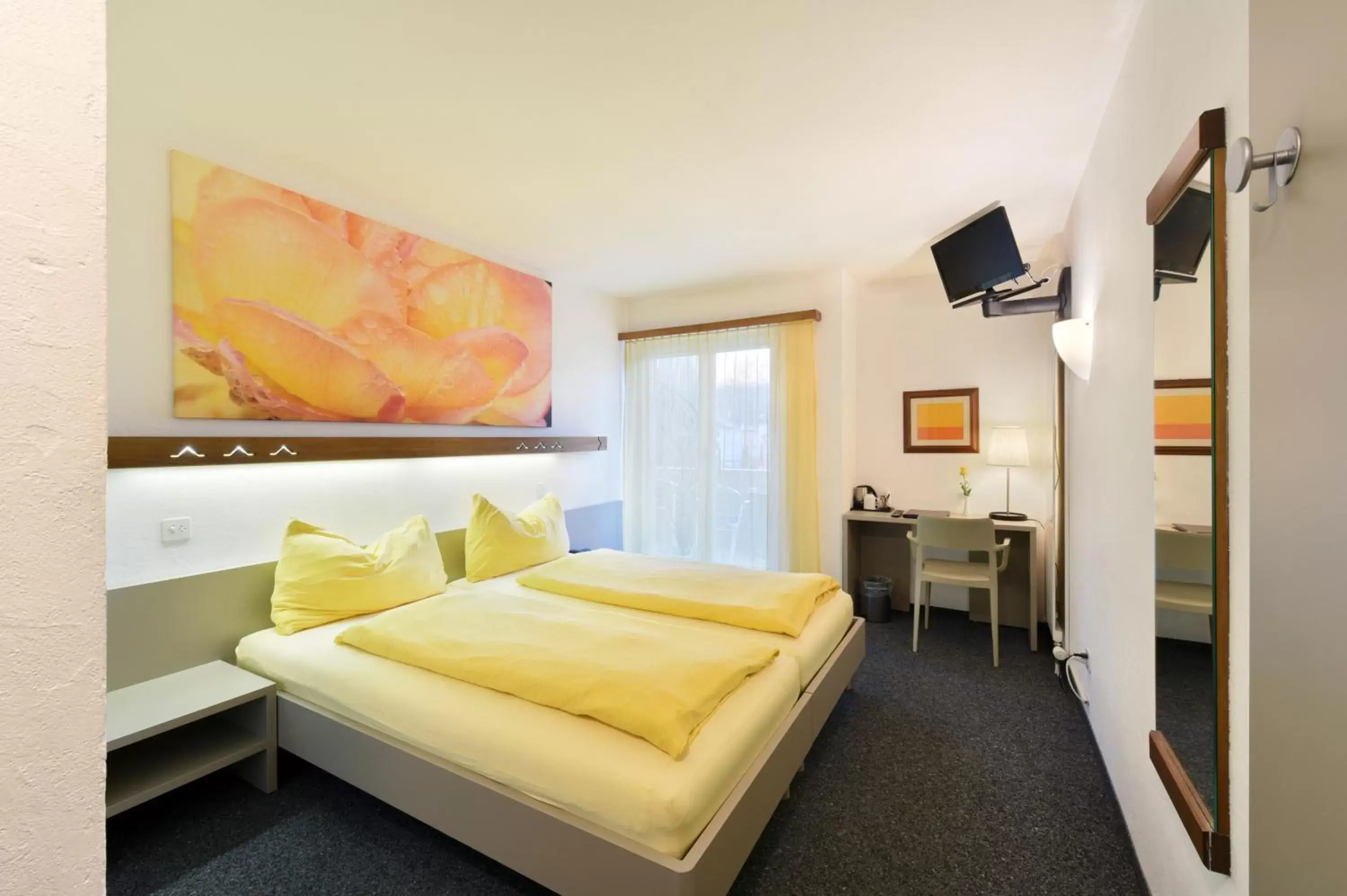 Double Room in Schlosshotel - Self Check-In Hotel Double Room in Schlosshotel - Self Check-In Hotel