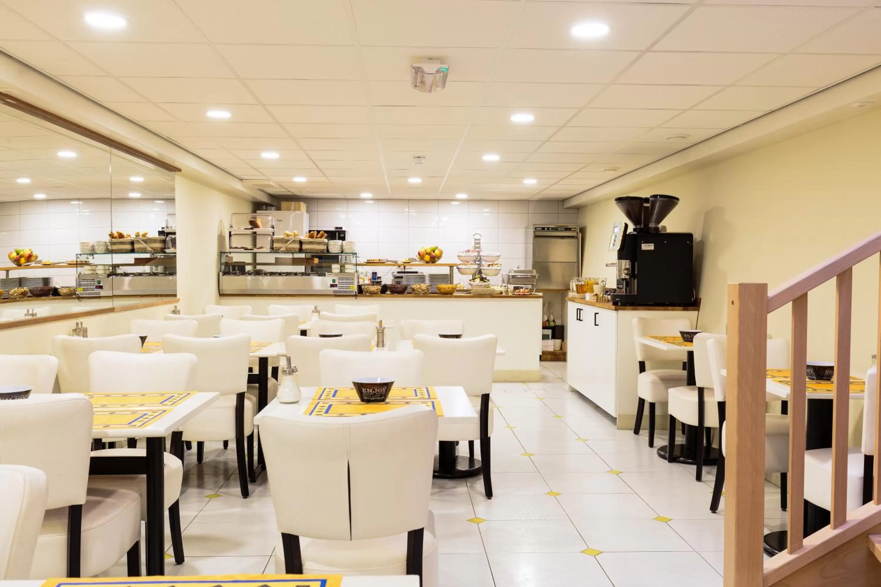 Restaurant/places to eat in Hotel De Looier