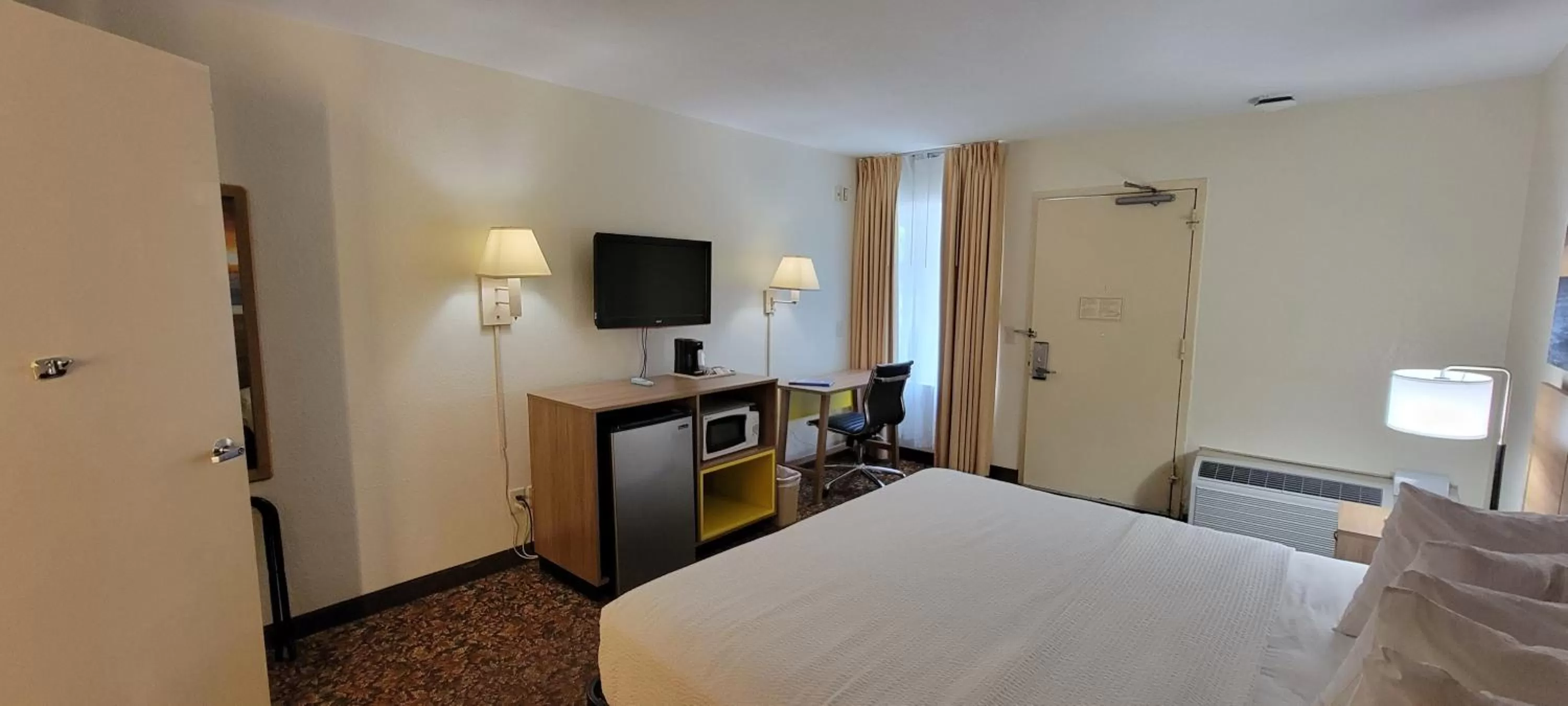 Hotel Carolina A Days Inn by Wyndham