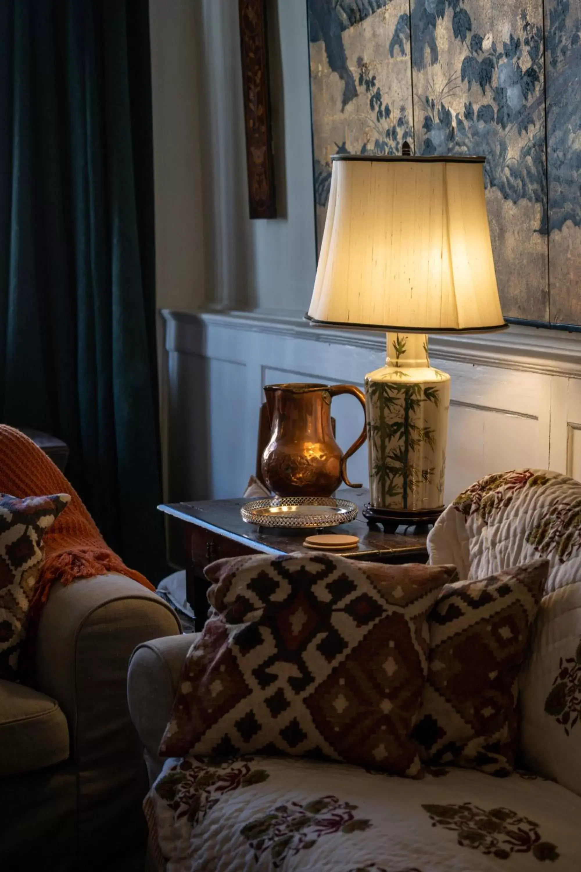 Double Room with Private Bathroom in The House with Two Front Doors Double Room with Private Bathroom in The House with Two Front Doors