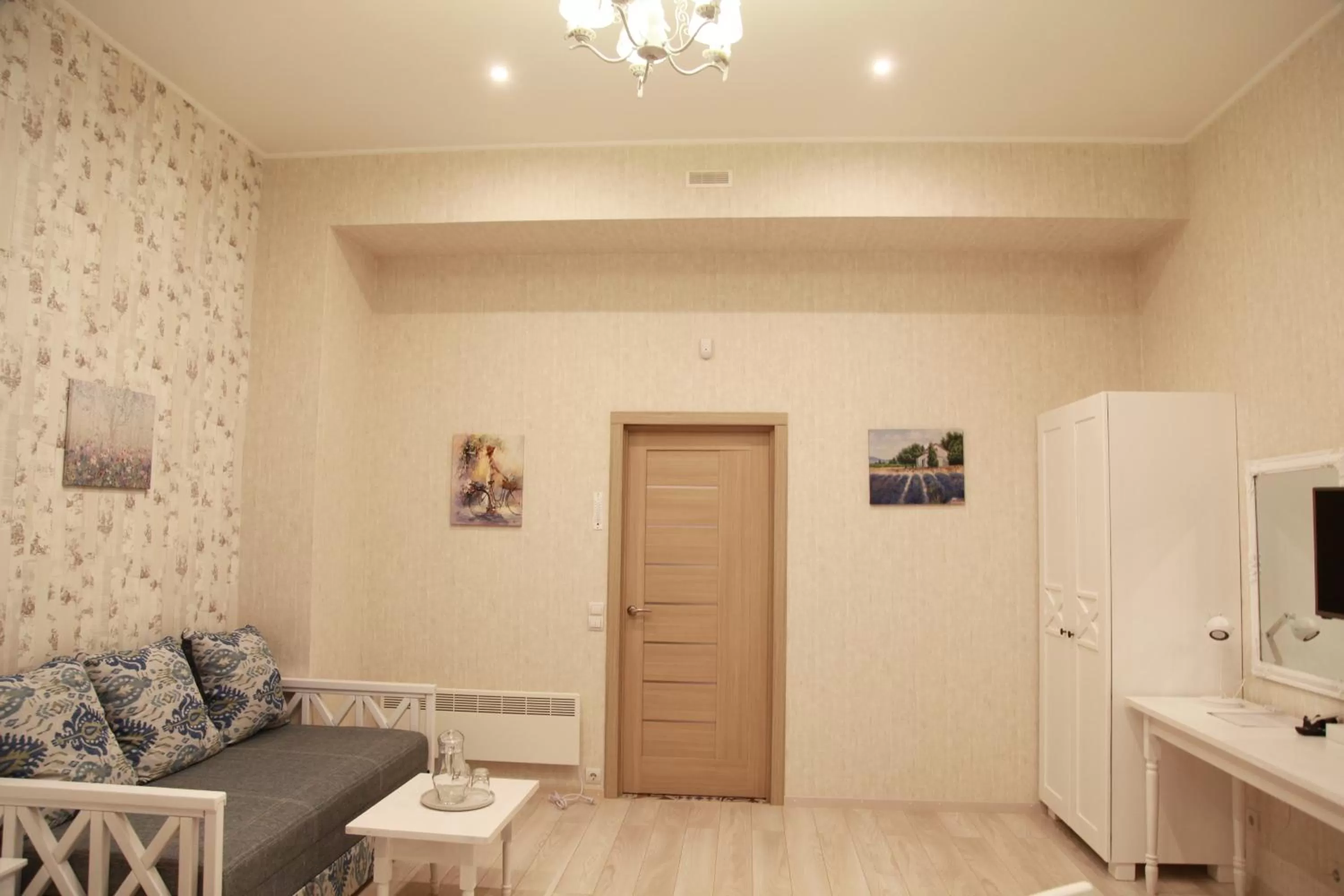 WINE & ROSE BOUTIQUE HOTEL