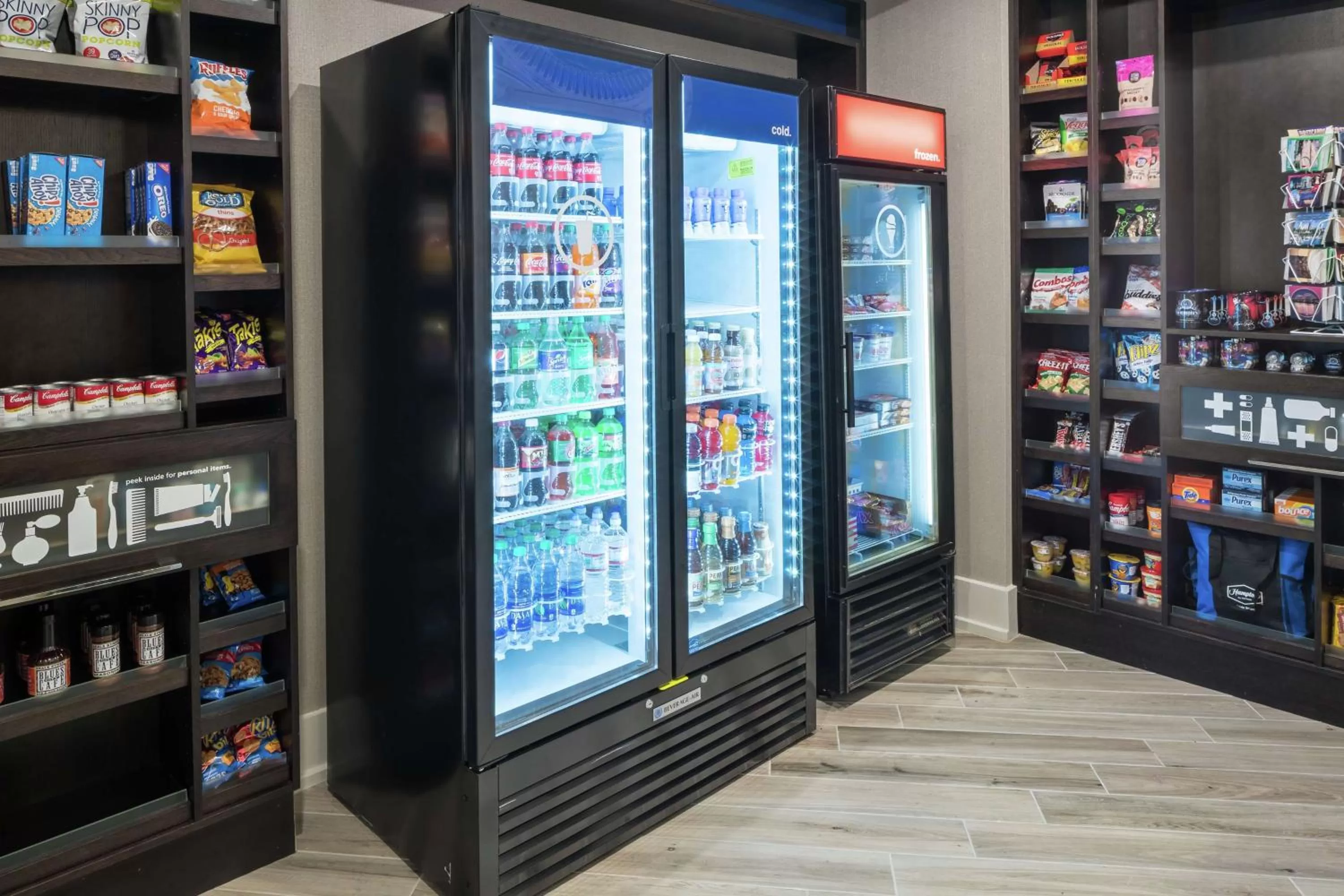 Restaurant/places to eat in Hampton Inn & Suites Memphis-Beale Street