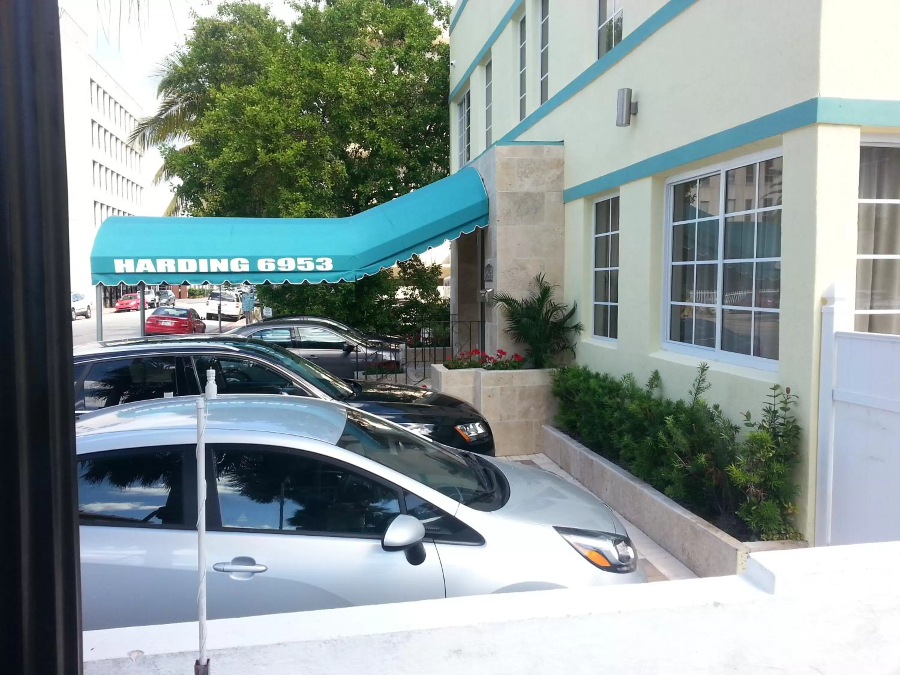 Facade/entrance in Harding Boutique Apartments