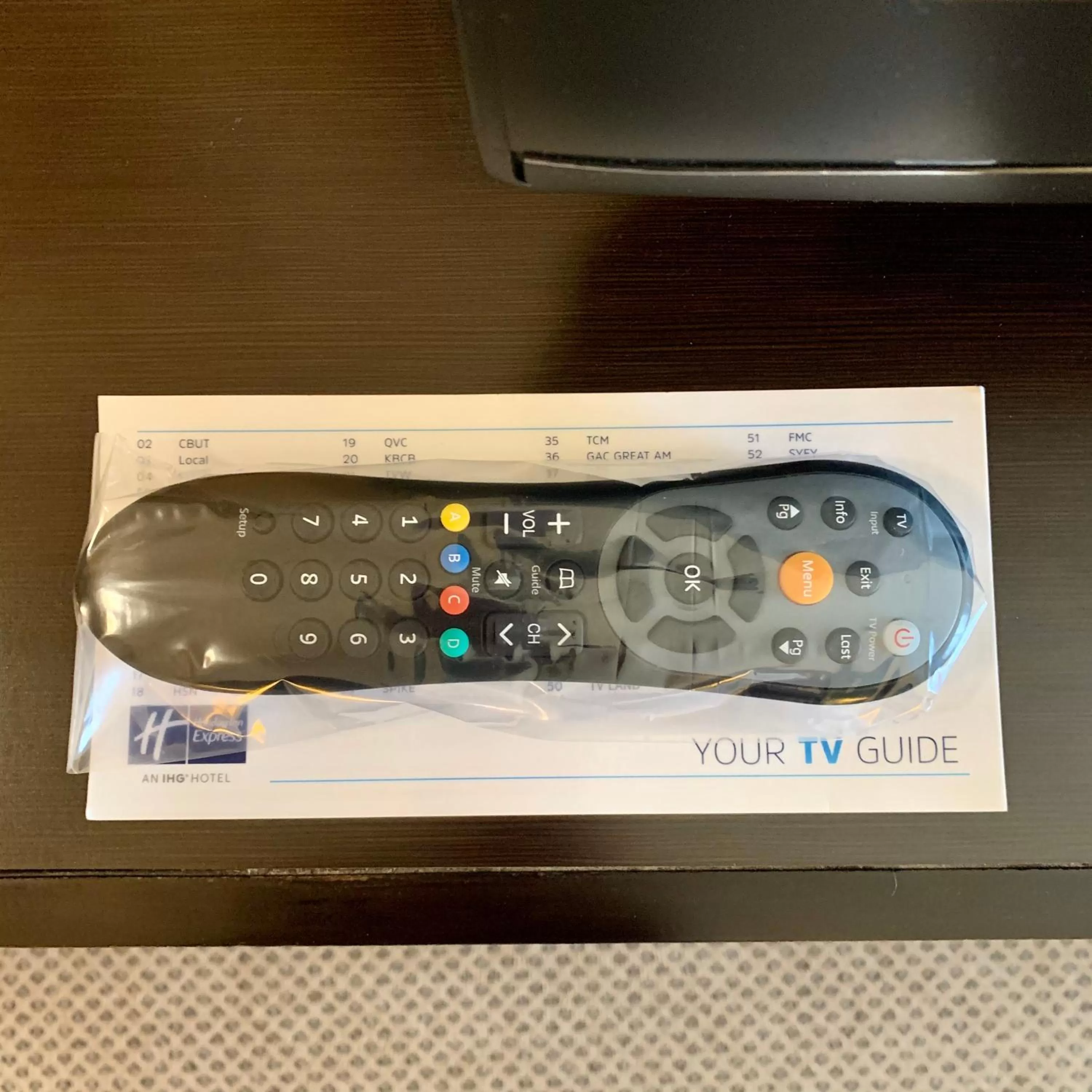 Communal lounge/ TV room in Holiday Inn Express Hotel & Suites North Sequim by IHG