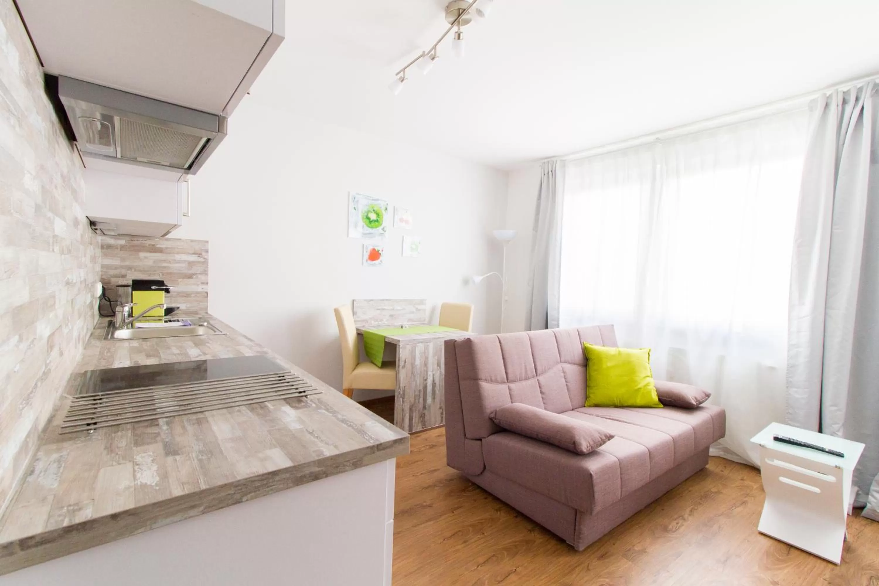 TV and multimedia in Residenz Donaucity