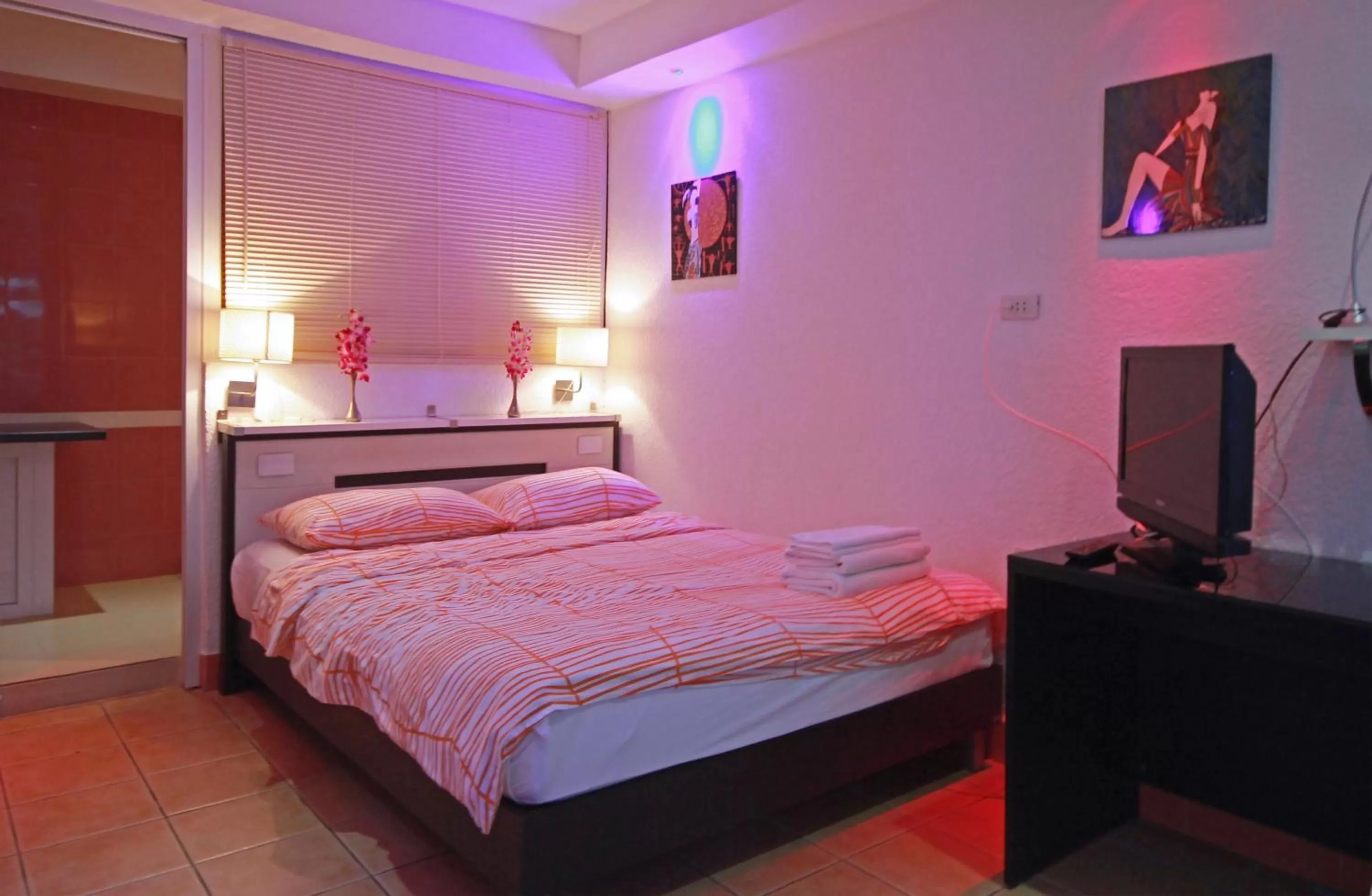 Bedroom, Bed in Swiss Food Restaurant and room for rent