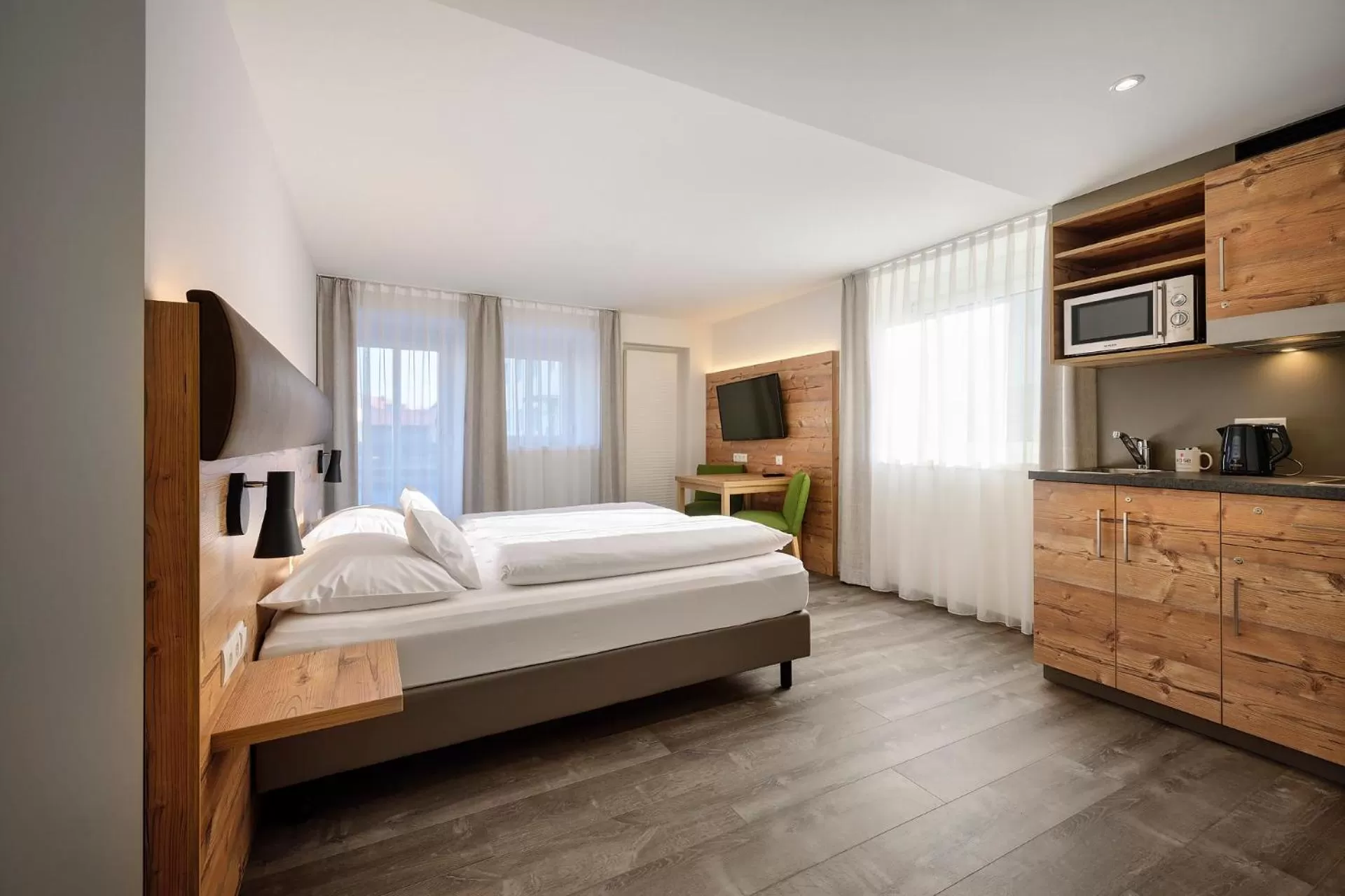 Kitchen or kitchenette, Bed in ApartHotel Rose