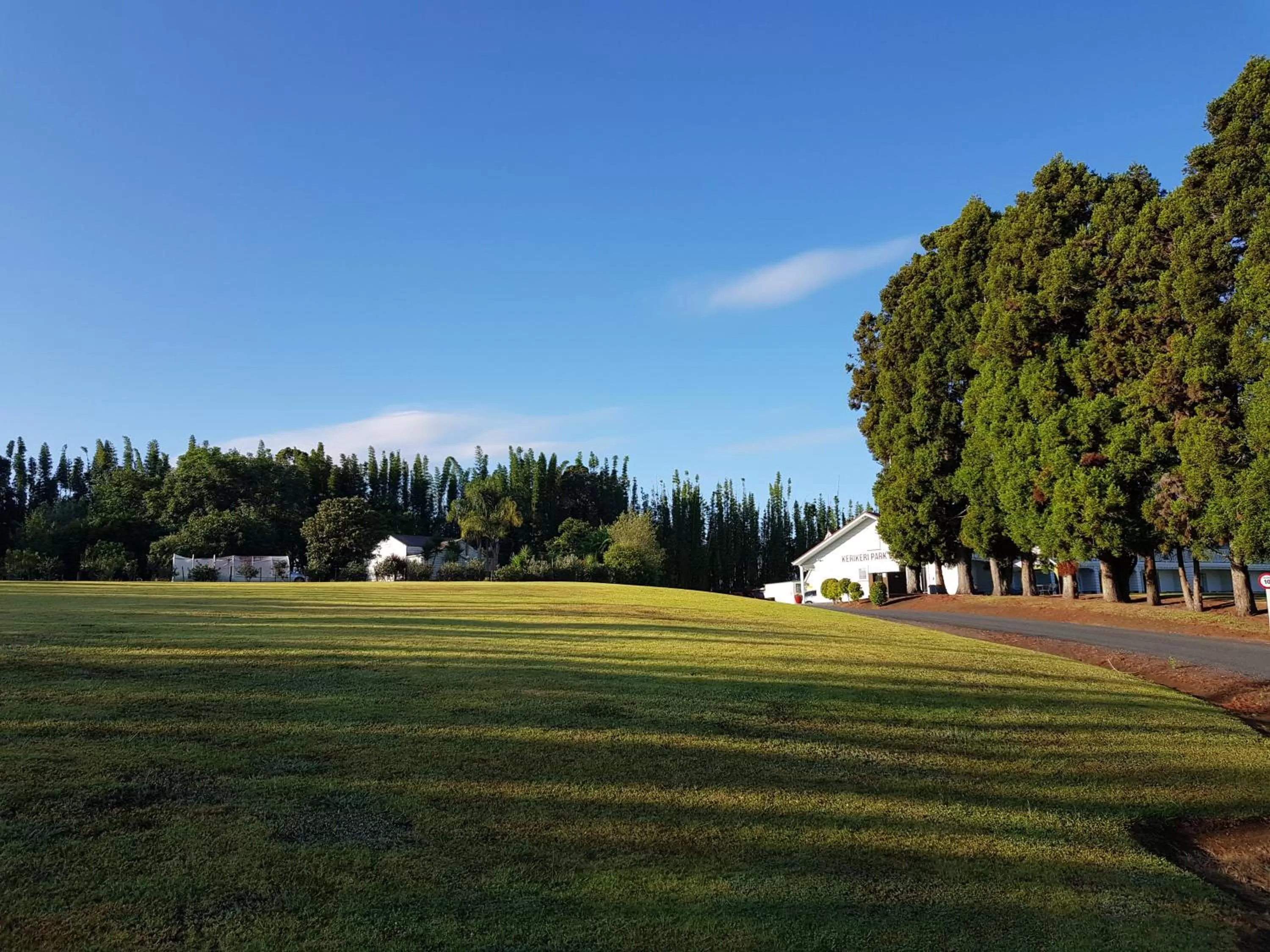 Garden view in Kerikeri Park Lodge
