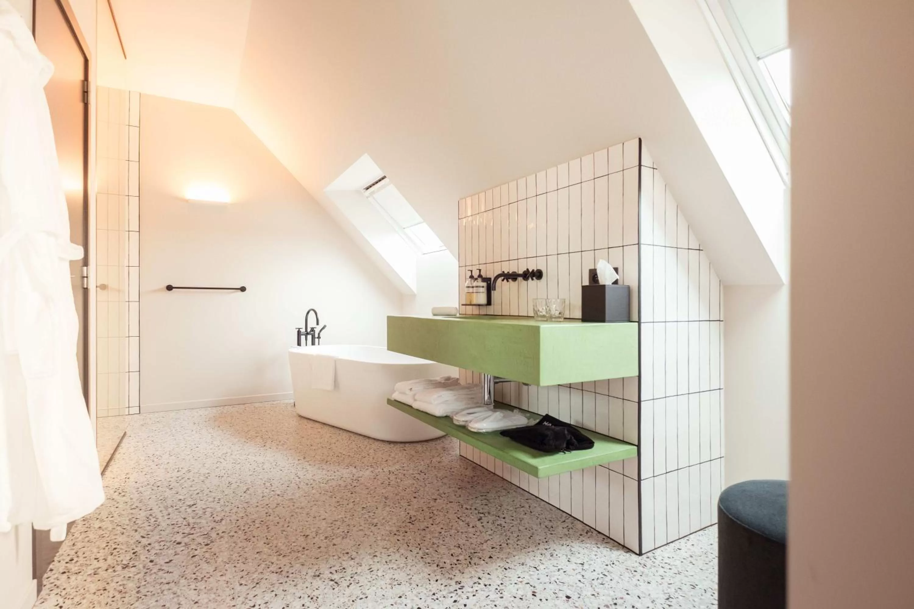 Bathroom in U Eat & Sleep Antwerp