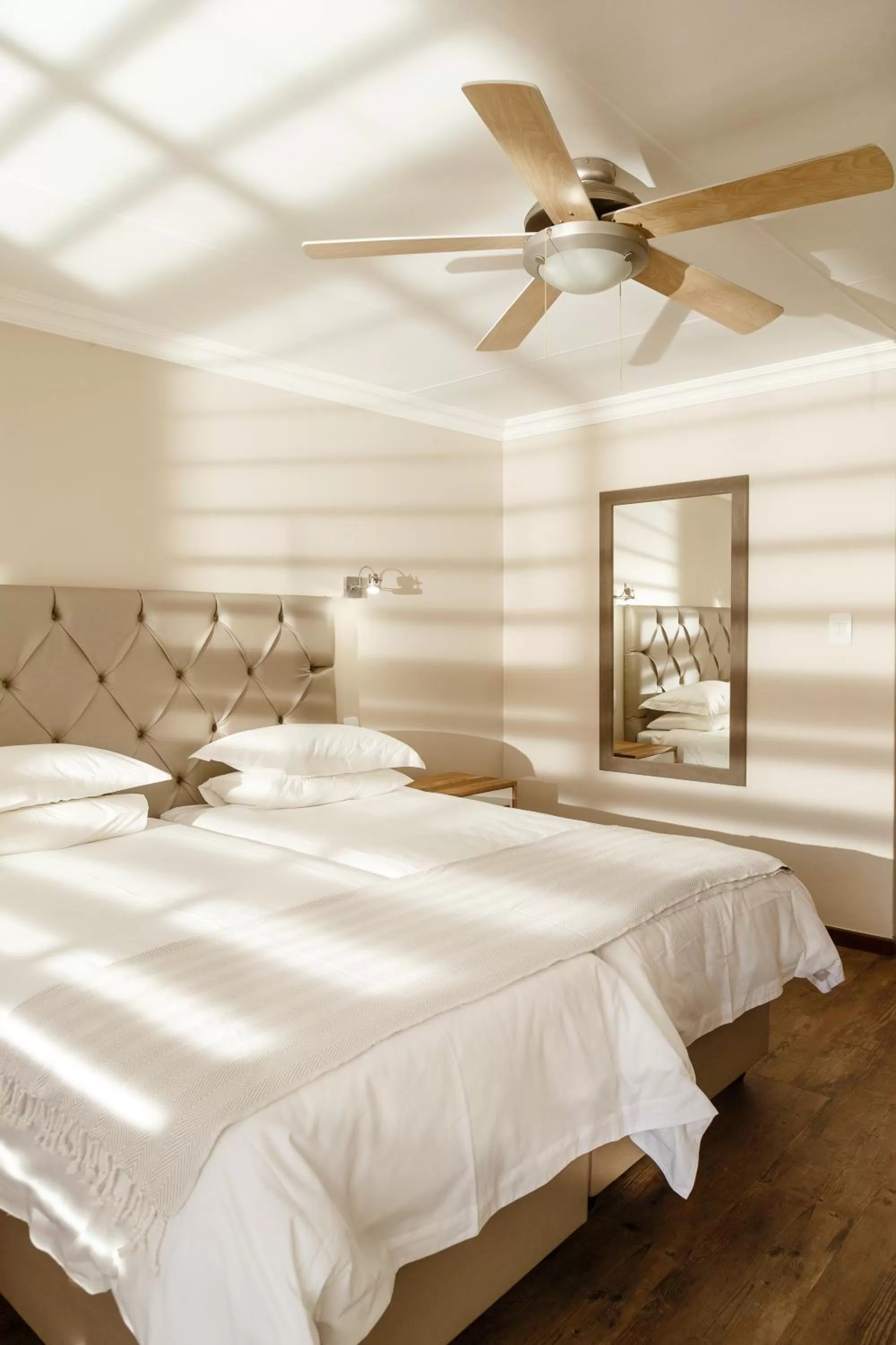 Bedroom, Bed in Loerie Guest Lodge