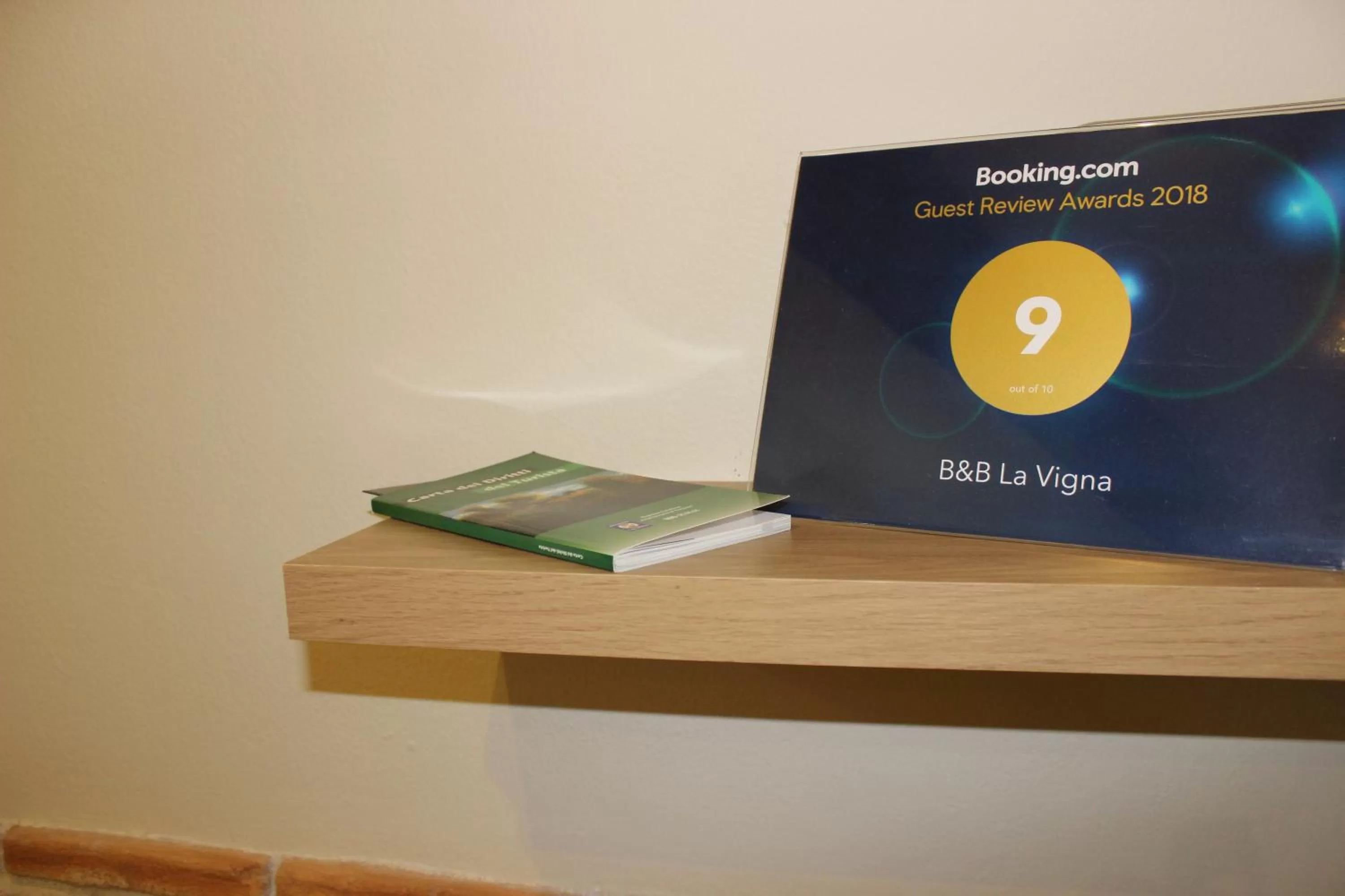 Logo/Certificate/Sign in B&B La Vigna