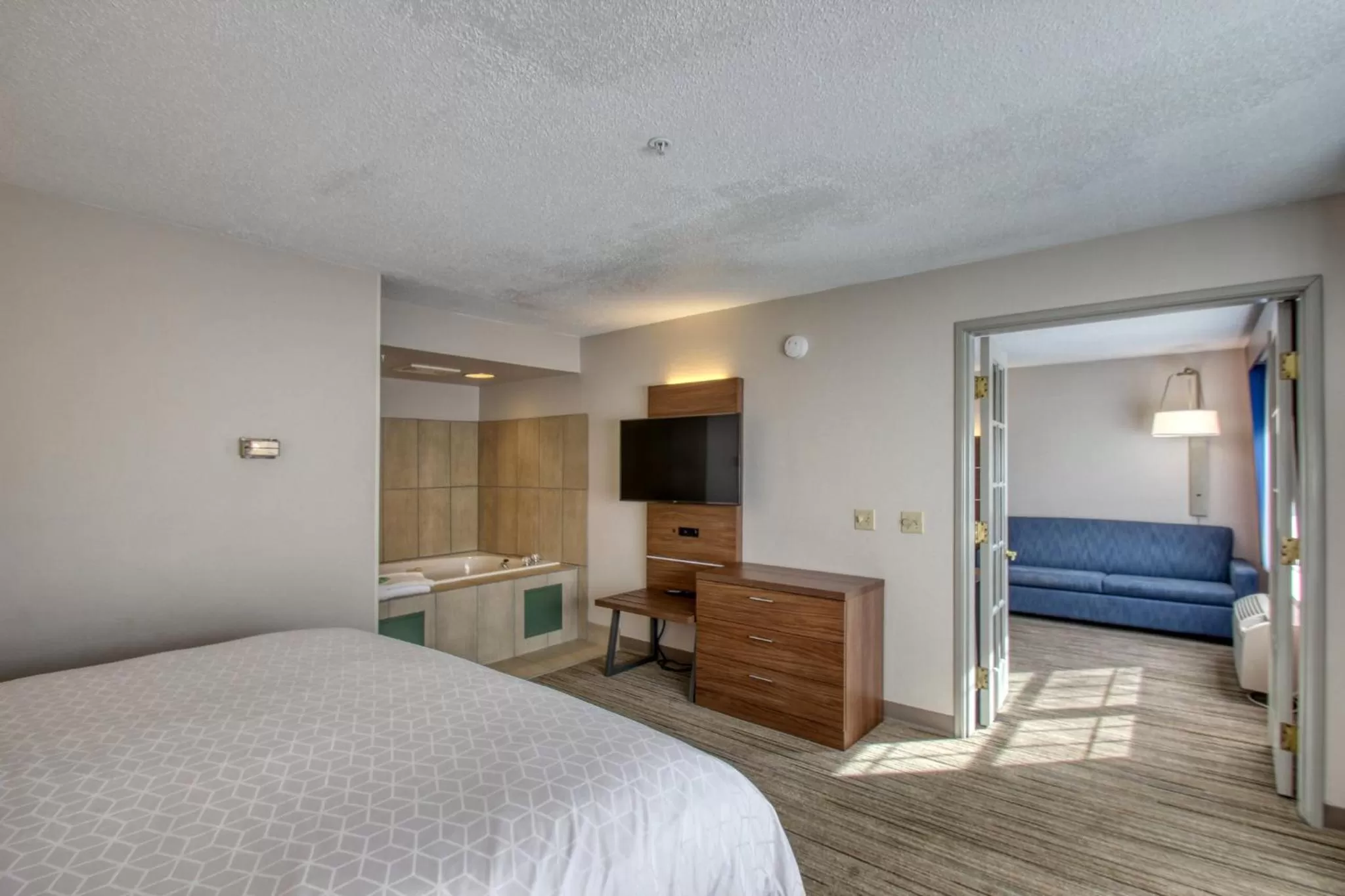 Photo of the whole room, Bed in Holiday Inn Express Hotel & Suites Oshkosh - State Route 41 by IHG