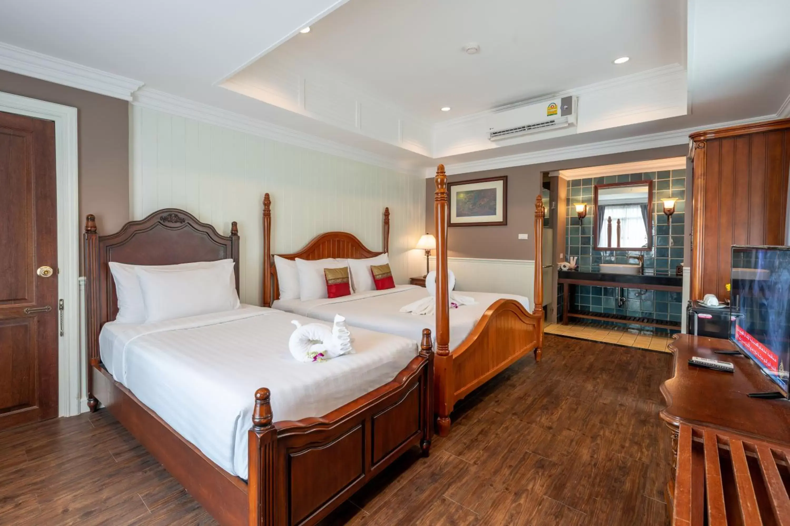 Triple Suite with City View in The Orchid House 153 Triple Suite with City View in The Orchid House 153