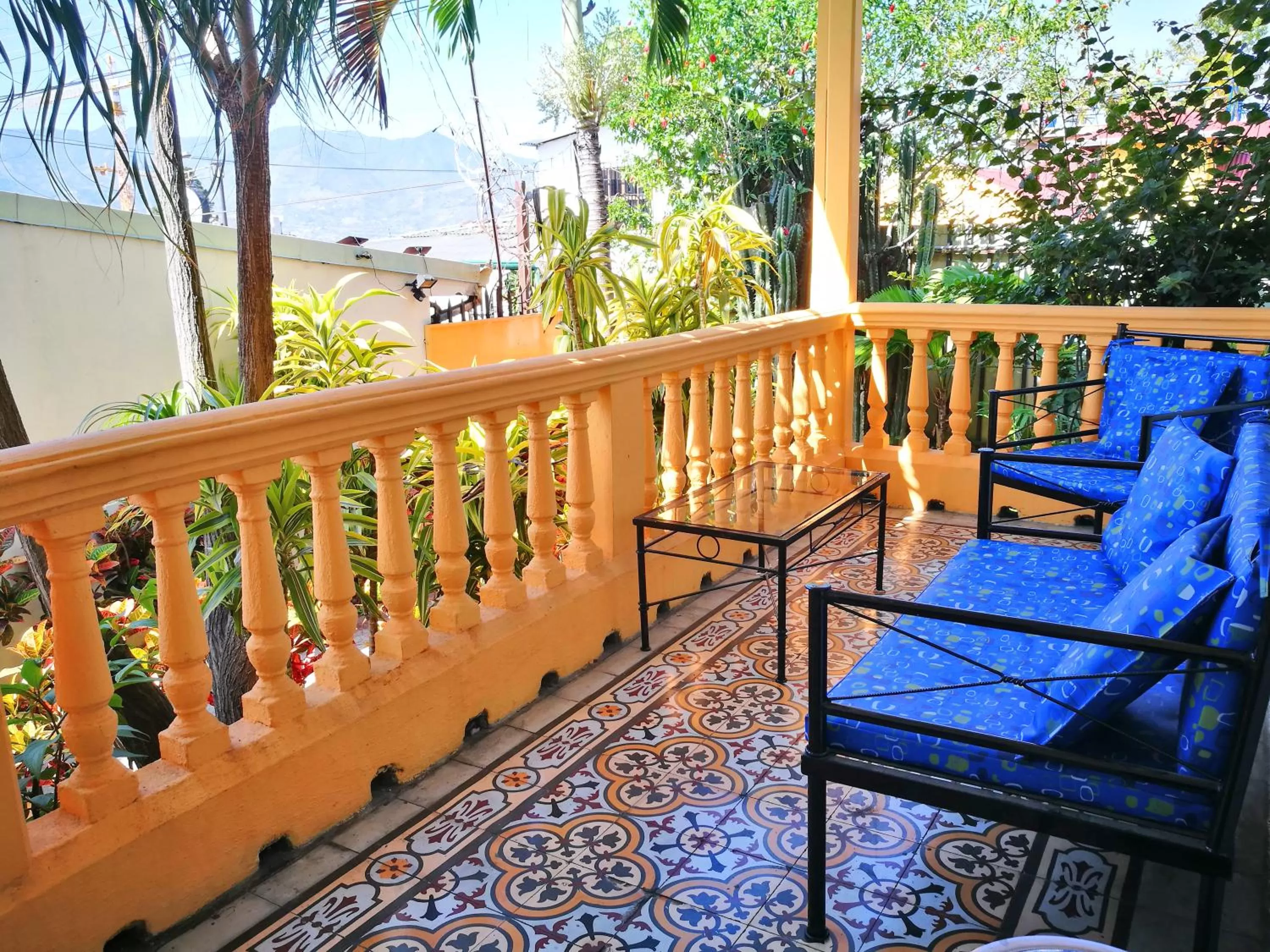 Facade/entrance in Hotel Casa 69