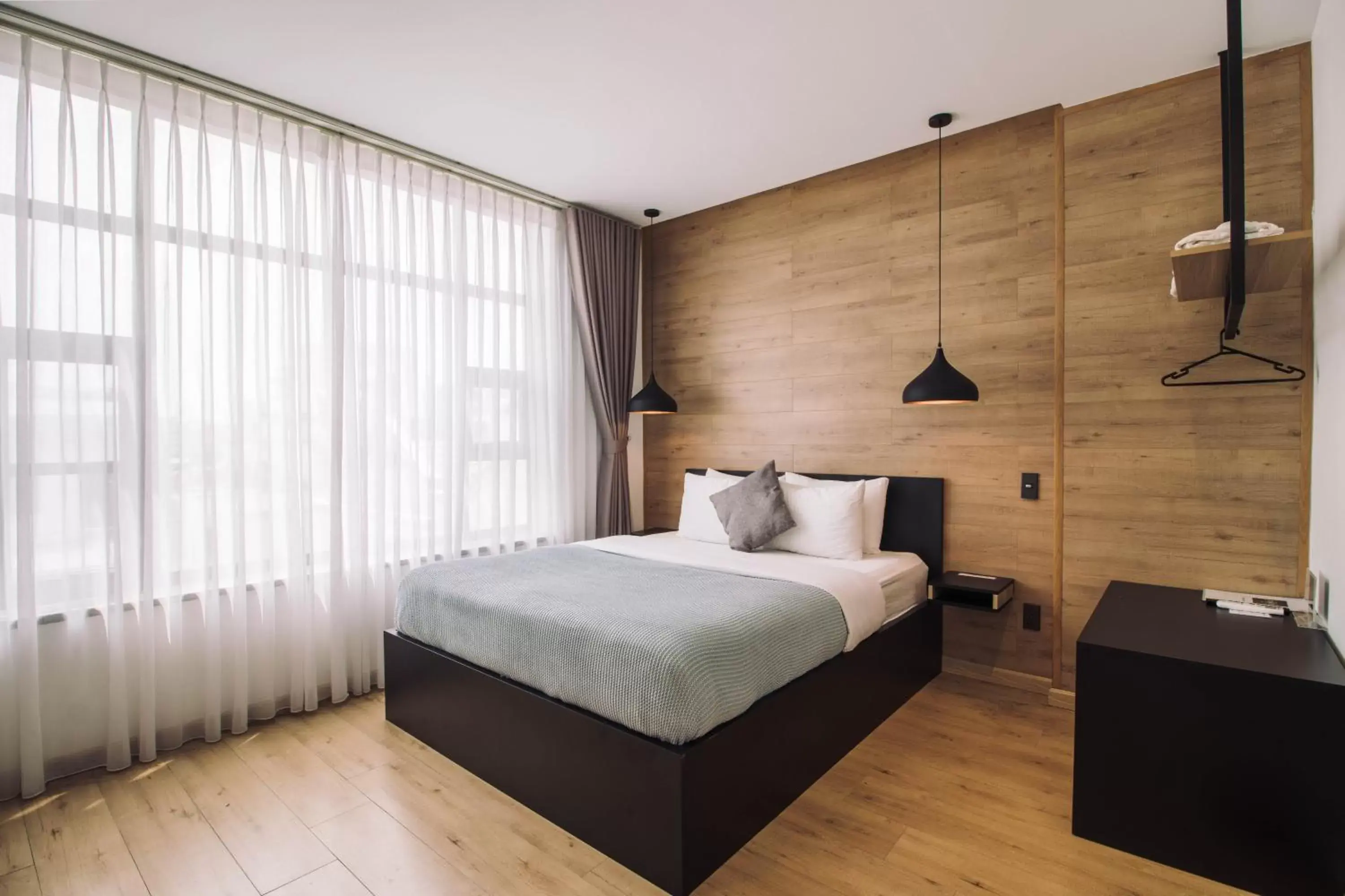 Deluxe Double Room in Chill Suites Deluxe Double Room in Chill Suites