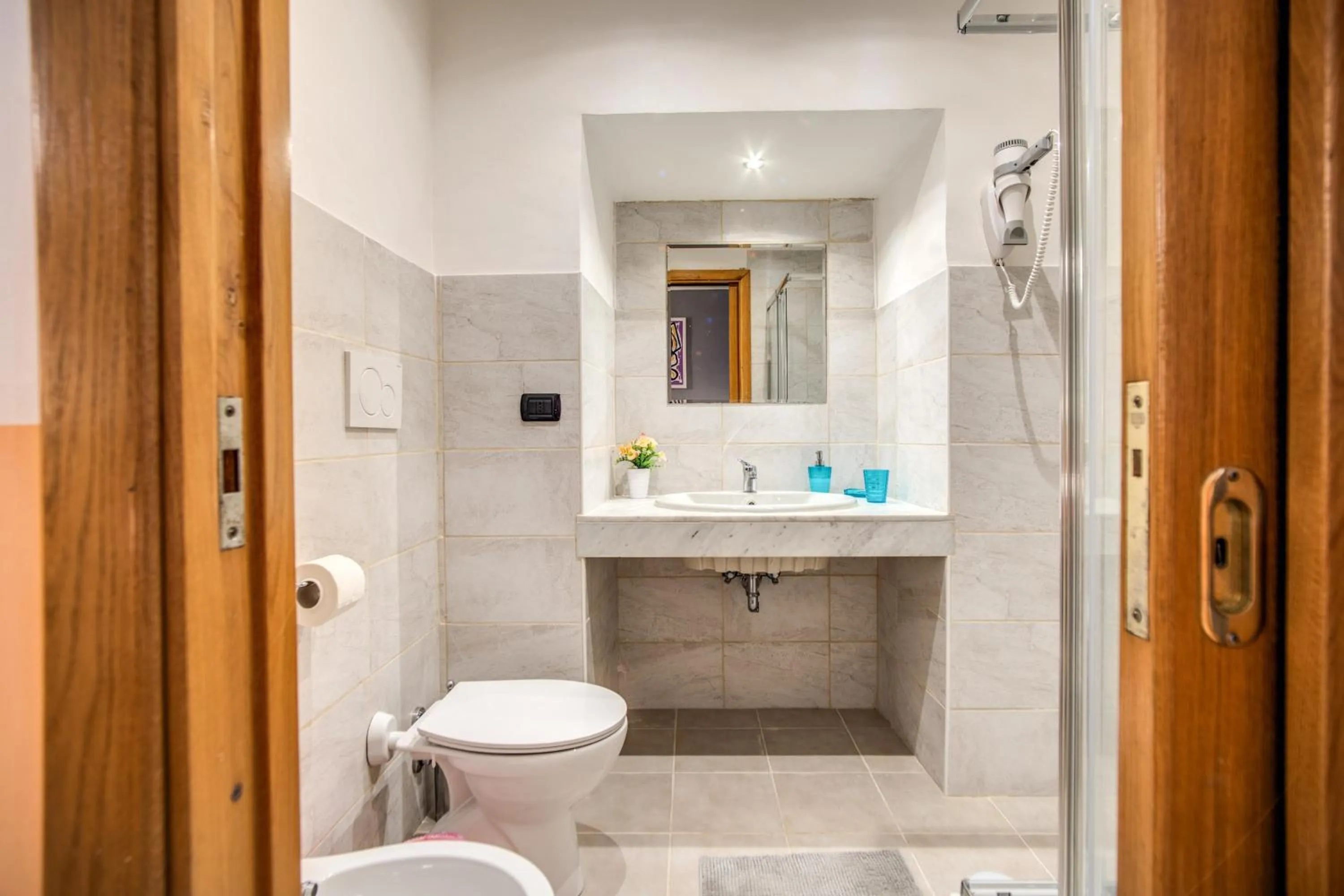 Bathroom in Magnifico Rome