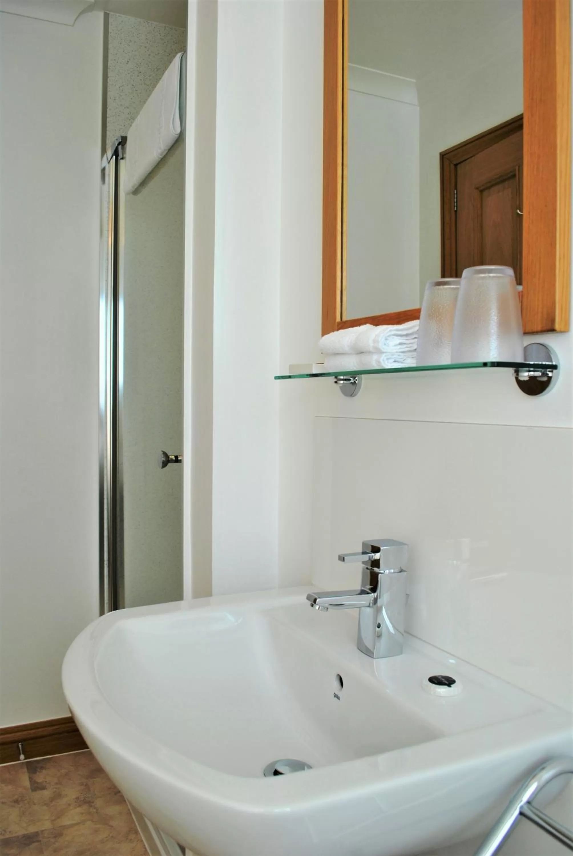 Bathroom in Orchard House Bed and Breakfast