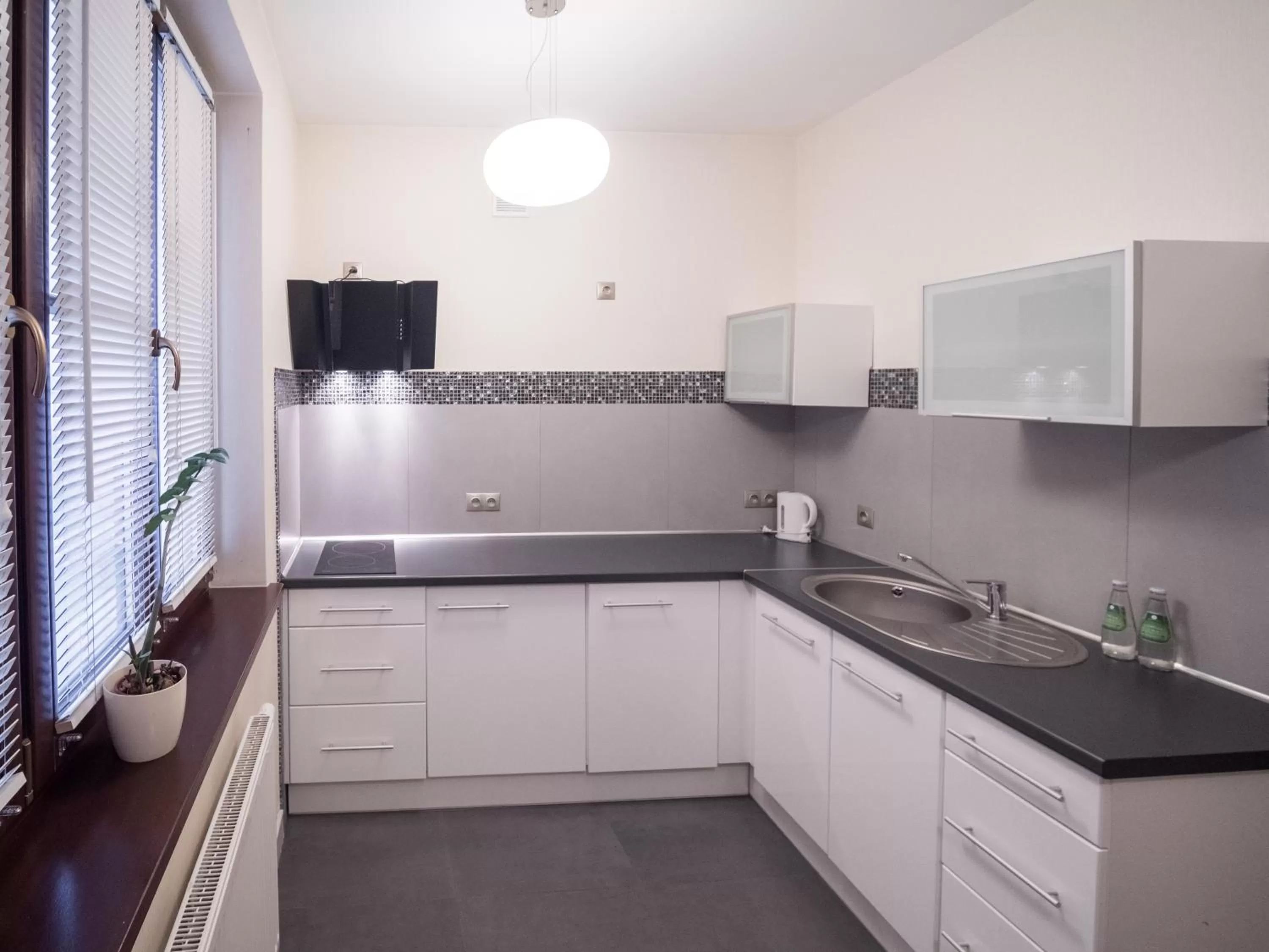 Coffee/tea facilities in Hotel Miodowa