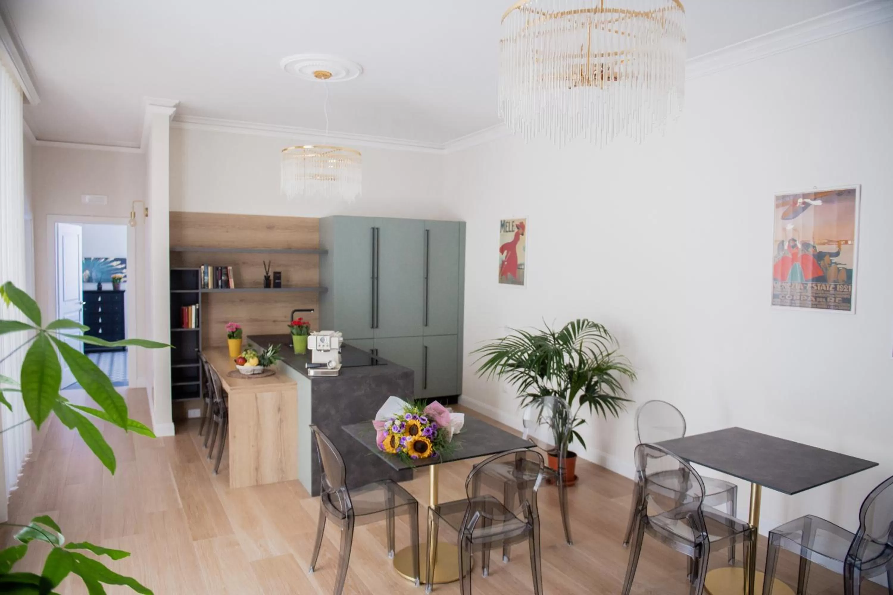 Dining Area in Novecento