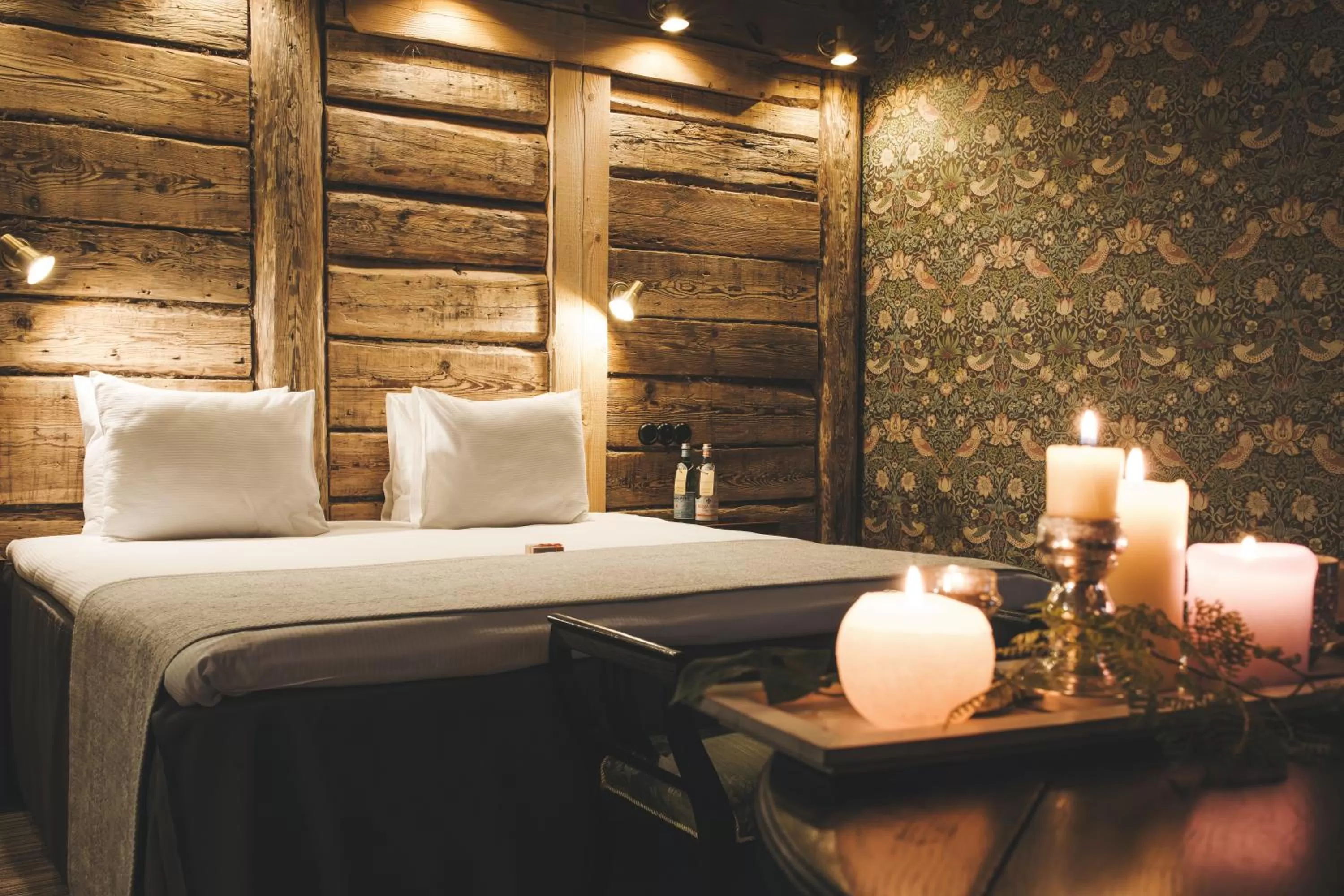 Property building, Bed in Promenade Hotel Liepaja