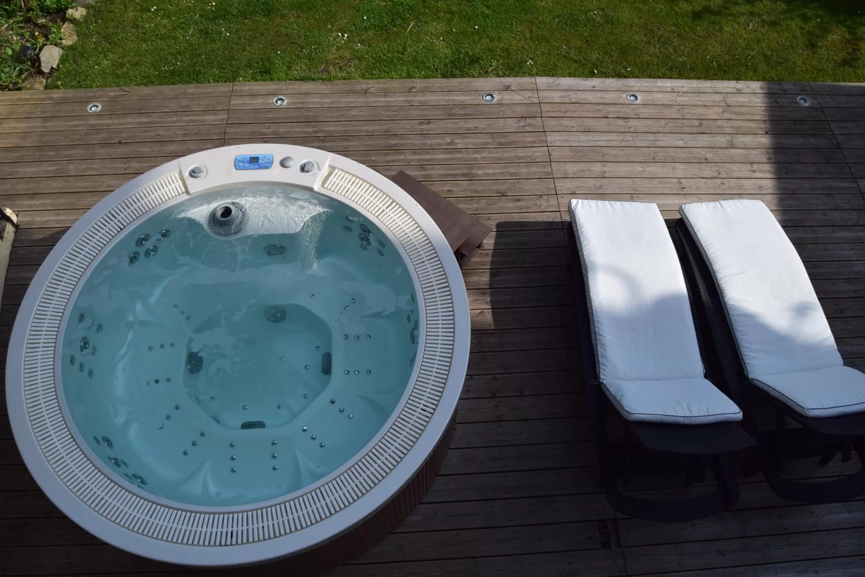 Natural landscape in Chambres d'Hôtes Au coin du spa